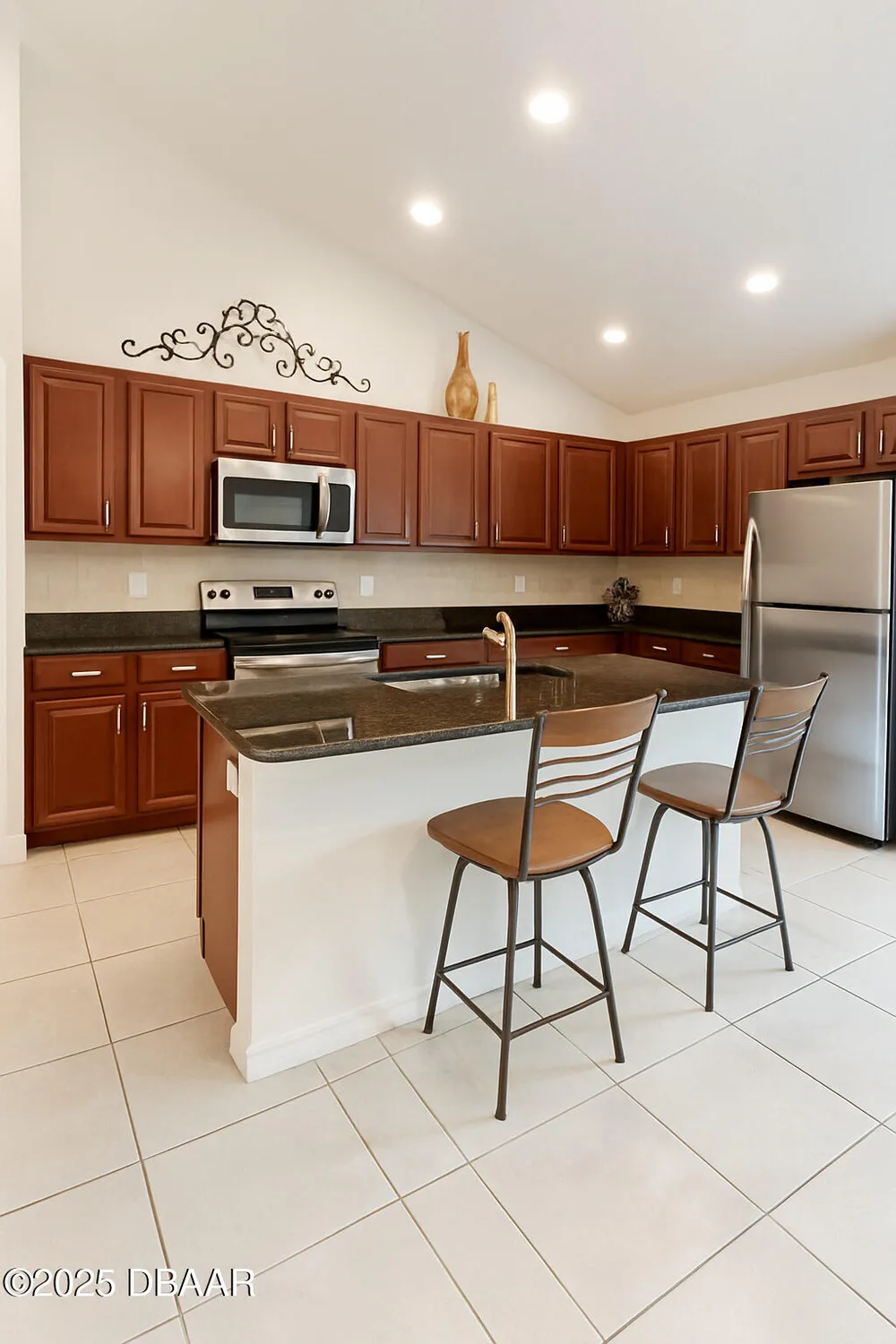 Property Slideshow image 6 of 41 | 673 elk river dr, Ormond Beach, FL, 32174