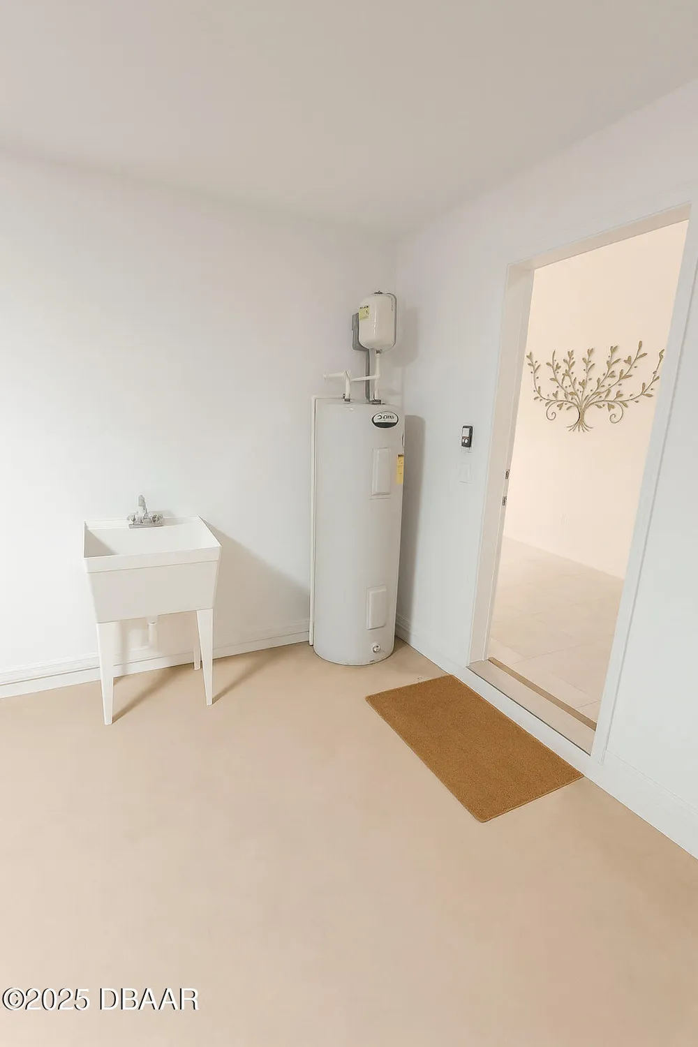 Property Slideshow image 27 of 41 | 673 elk river dr, Ormond Beach, FL, 32174