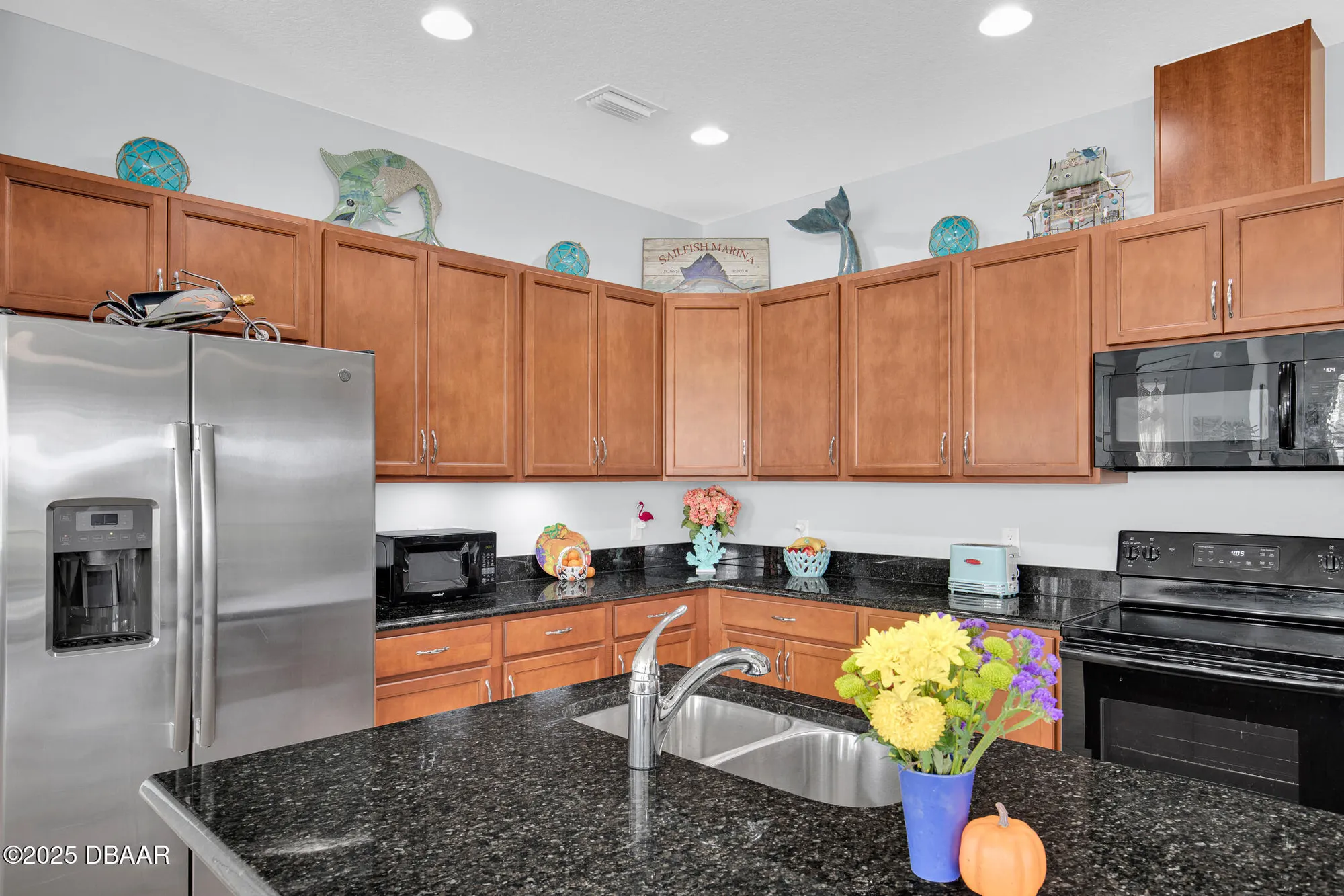 Property Slideshow image 15 of 71 | 933 attitude ave, Daytona Beach, FL, 32124