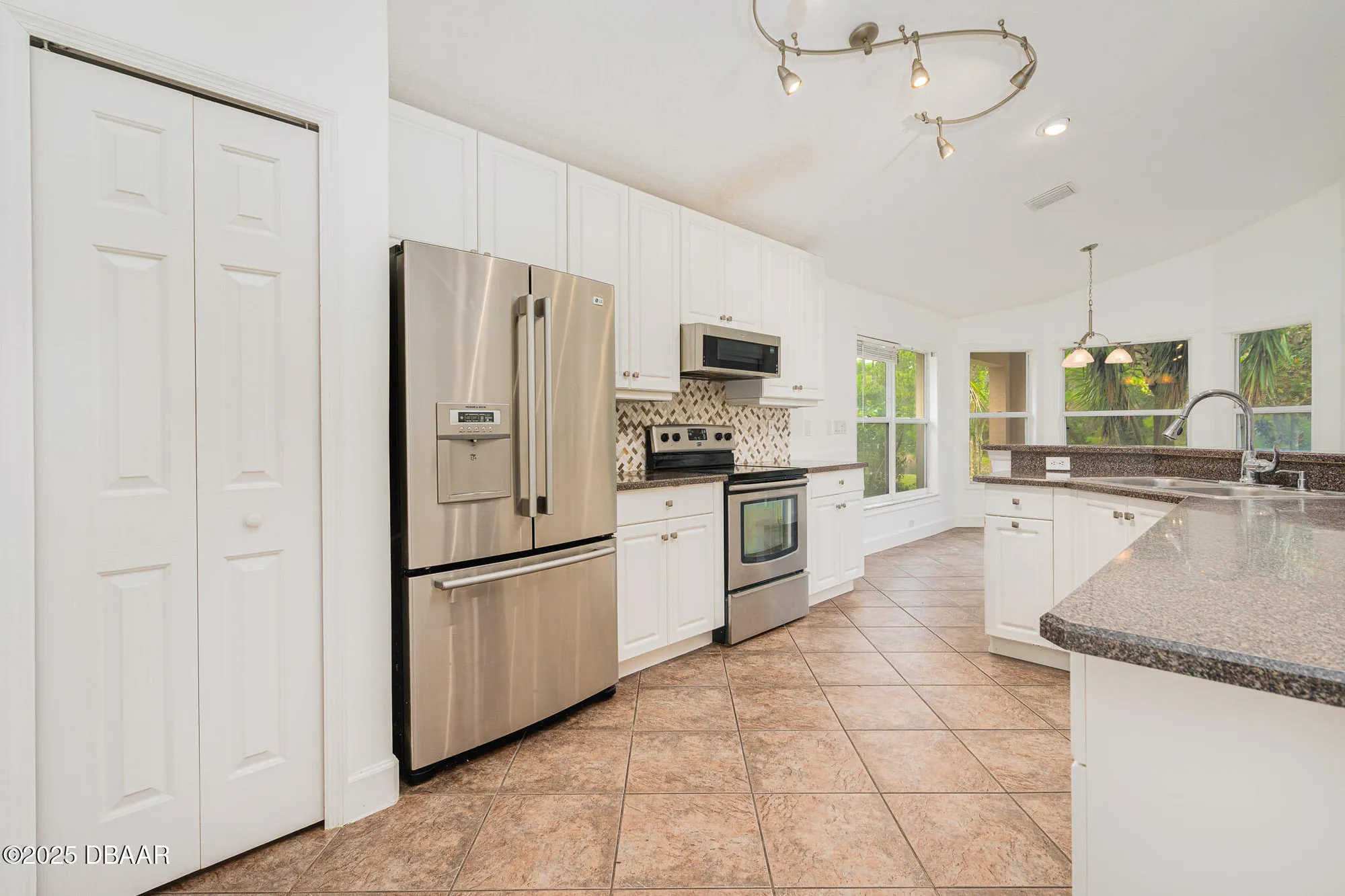 Property Slideshow image 6 of 35 | 26 pine harbor dr, Palm Coast, FL, 32137