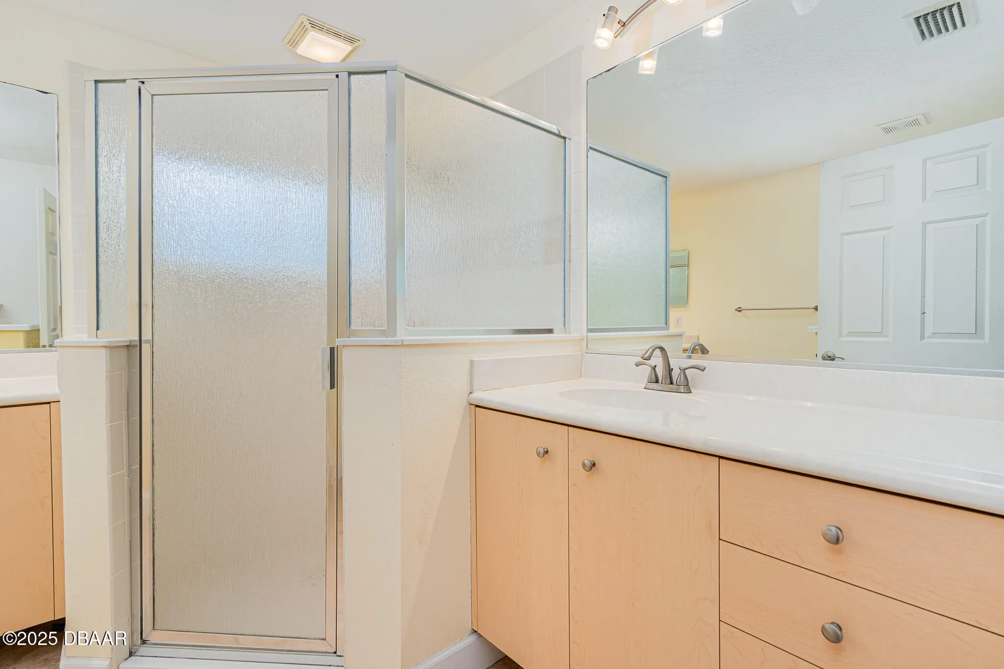 Property Slideshow image 12 of 35 | 26 pine harbor dr, Palm Coast, FL, 32137