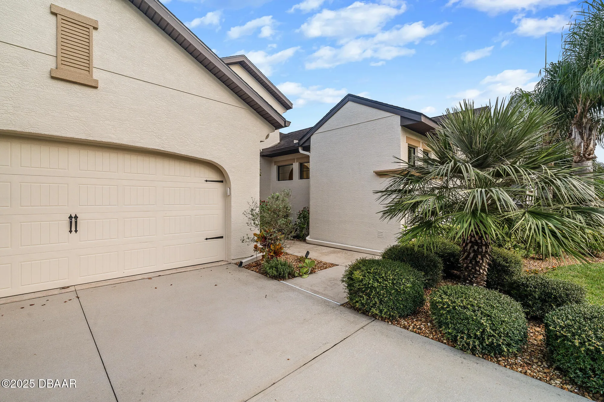 Property Slideshow image 4 of 59 | 626 elk river dr, Ormond Beach, FL, 32174