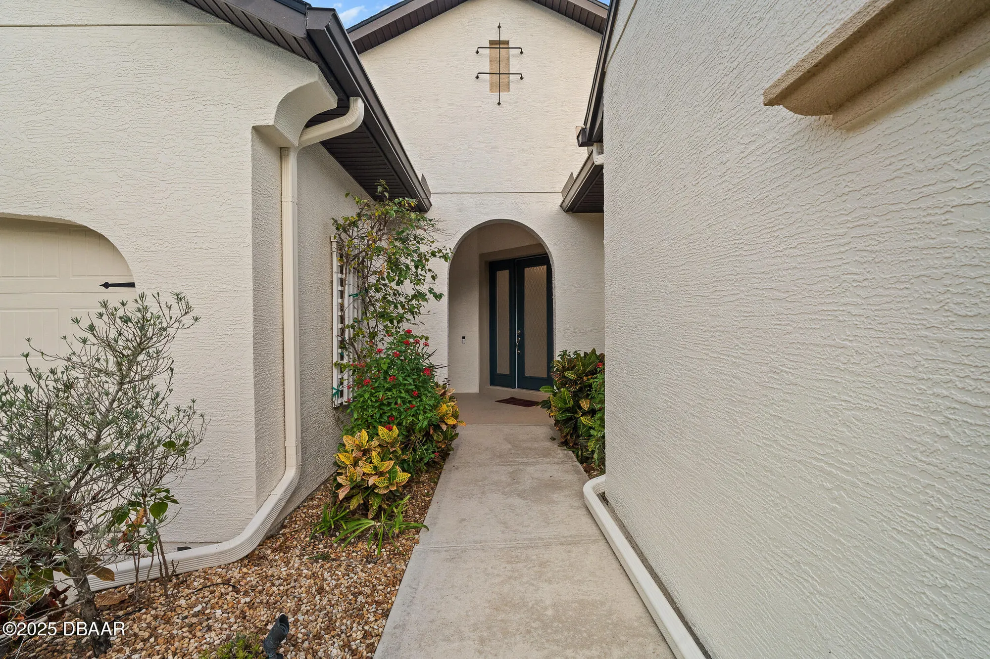 Property Slideshow image 5 of 59 | 626 elk river dr, Ormond Beach, FL, 32174