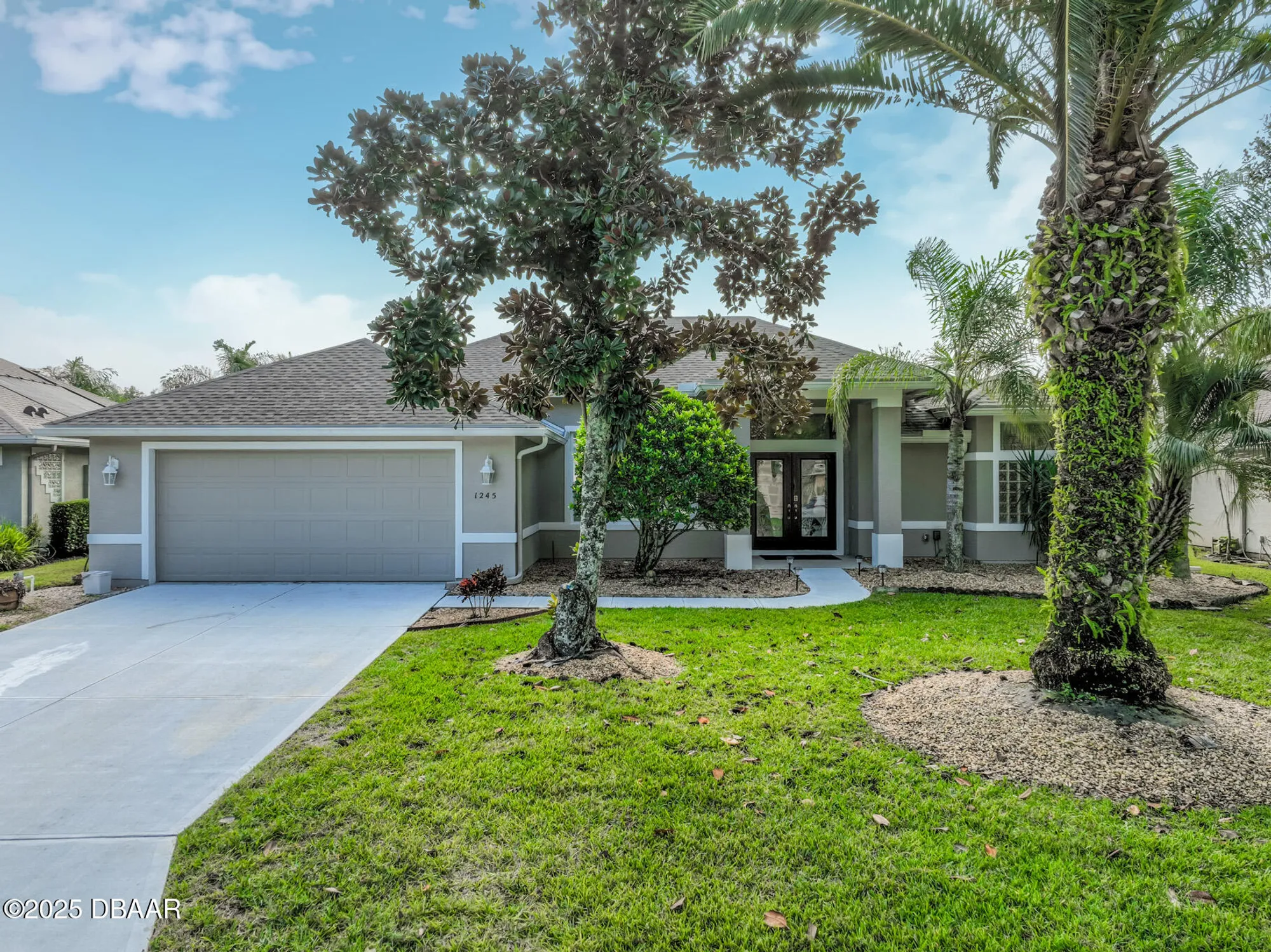Property Slideshow image 1 of 35 | 1245 hampstead ln, Ormond Beach, FL, 32174