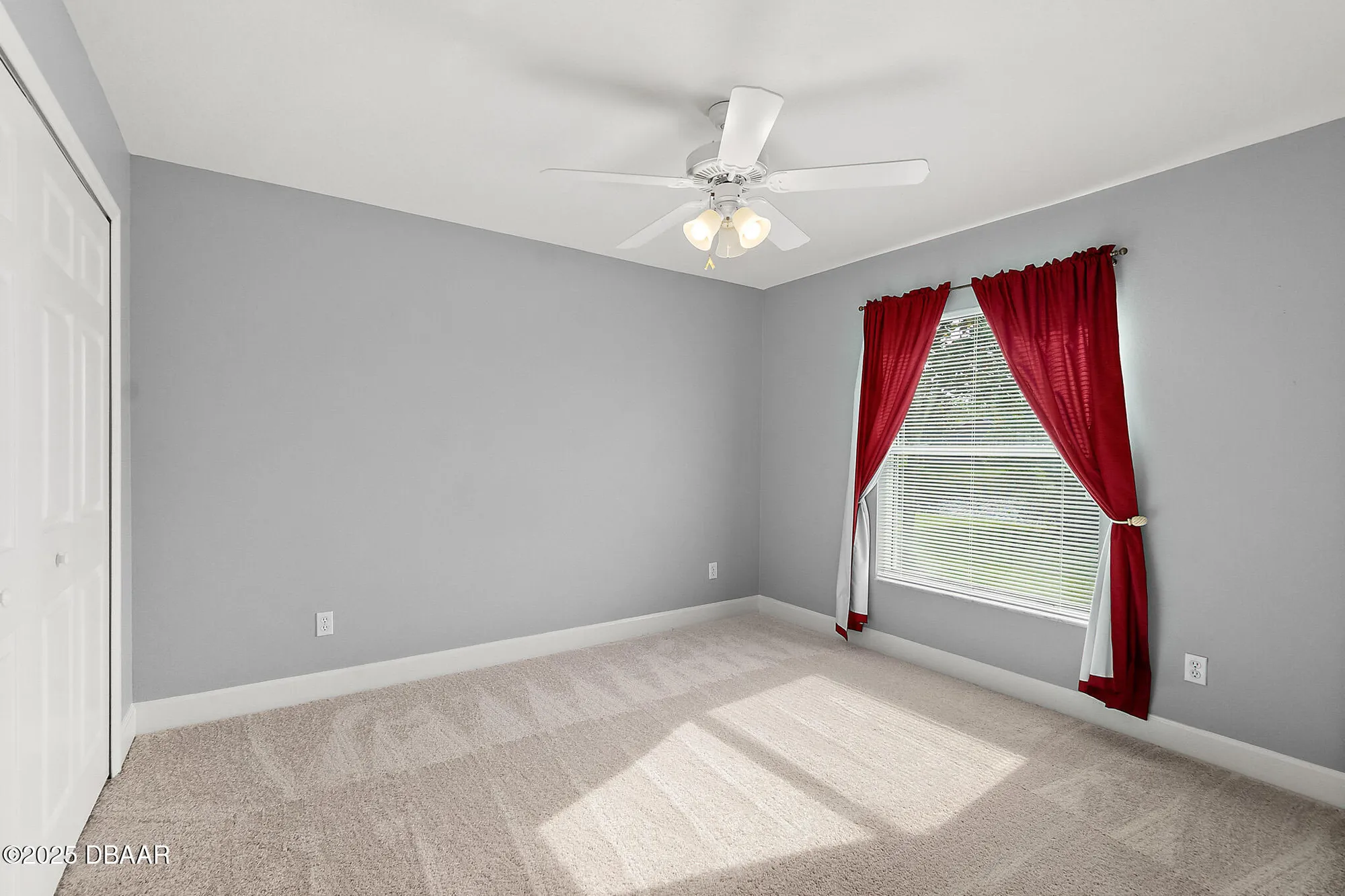 Property Slideshow image 21 of 35 | 1245 hampstead ln, Ormond Beach, FL, 32174
