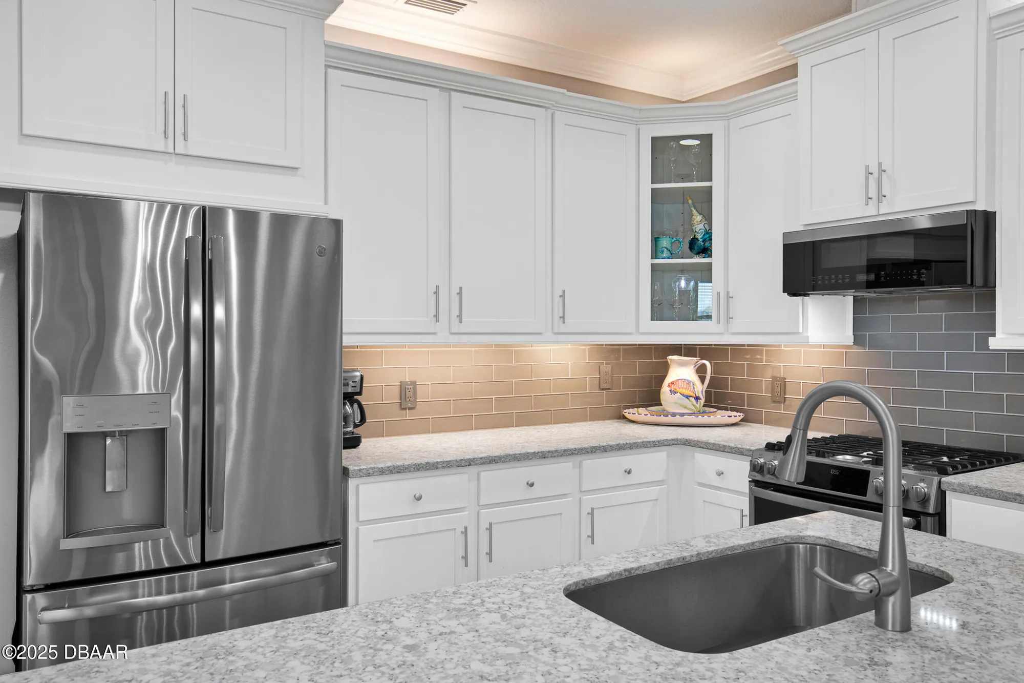 Property Slideshow image 13 of 103 | 319 coral reef way, Daytona Beach, FL, 32124