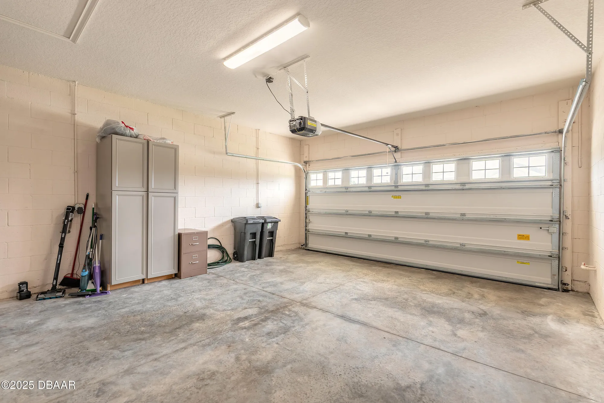 Property Slideshow image 34 of 42 | 3 hawk roost ct, Ormond Beach, FL, 32174