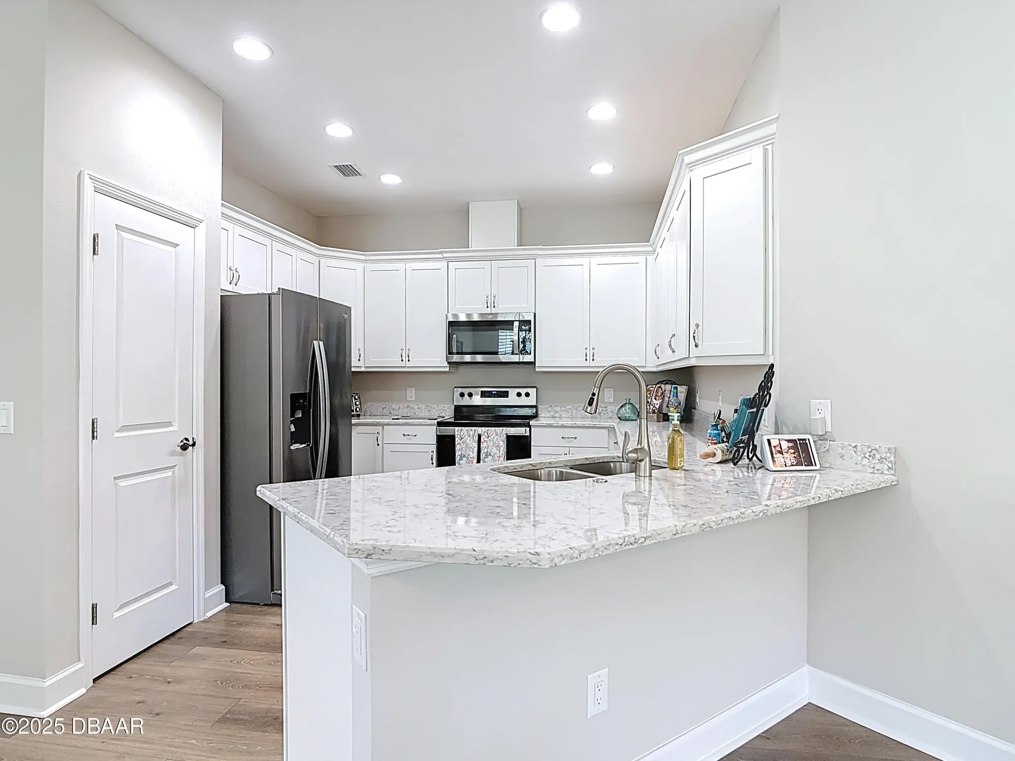 Property Slideshow image 10 of 64 | 324 low tide ln, Daytona Beach, FL, 32124