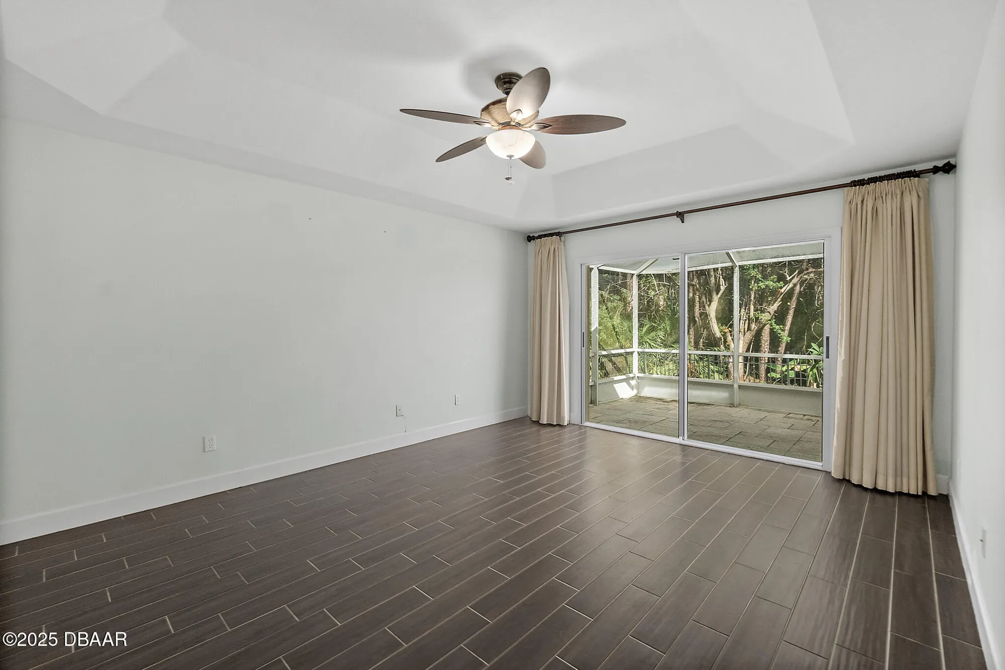 Property Slideshow image 11 of 36 | 1223 crown pointe ln, Ormond Beach, FL, 32174