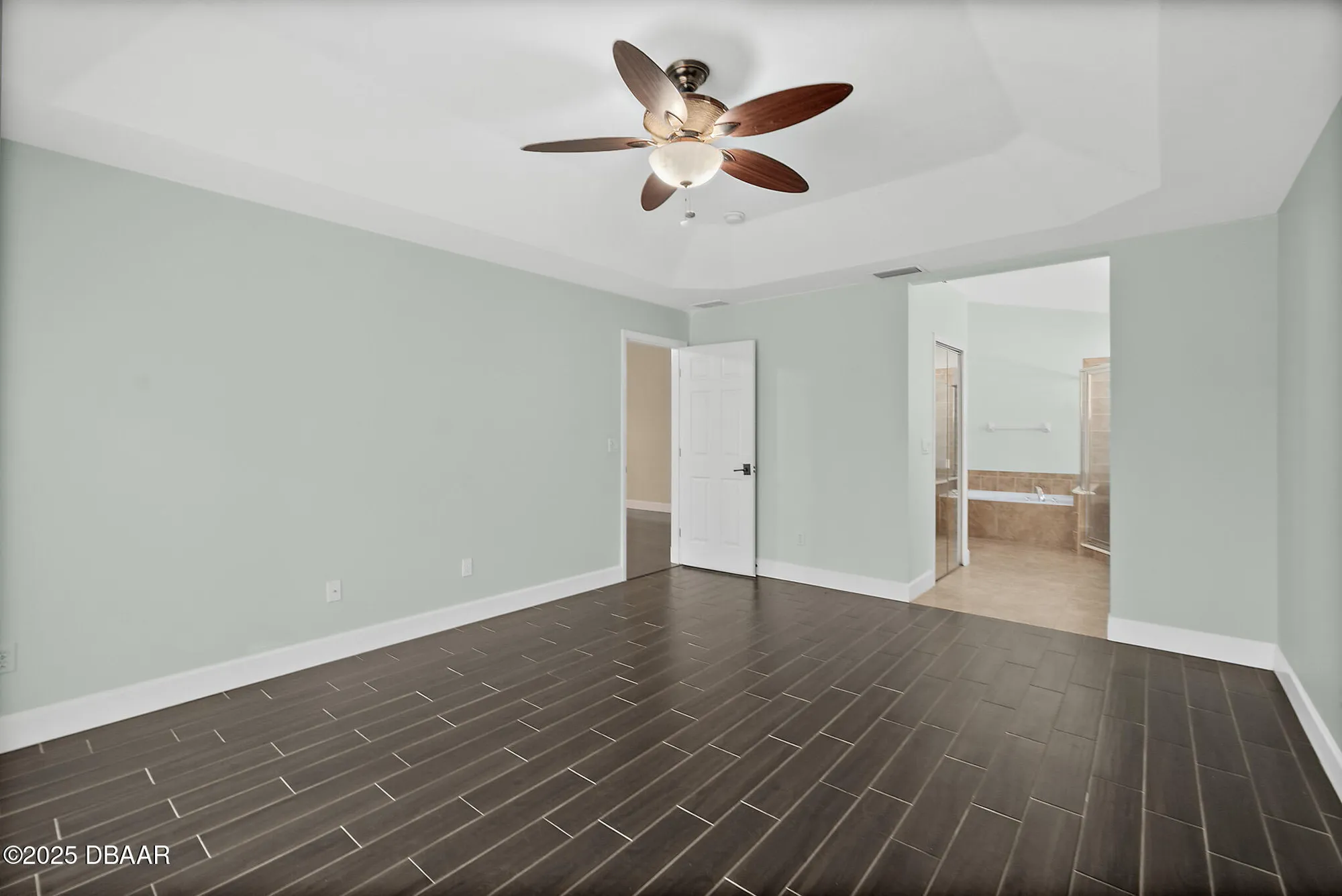 Property Slideshow image 12 of 36 | 1223 crown pointe ln, Ormond Beach, FL, 32174