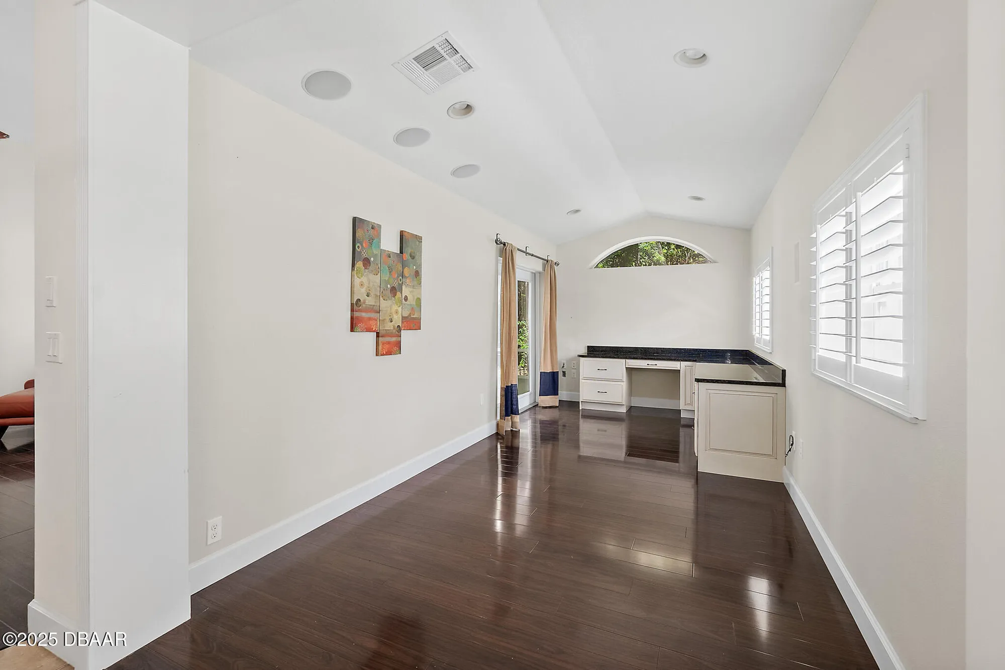 Property Slideshow image 23 of 36 | 1223 crown pointe ln, Ormond Beach, FL, 32174