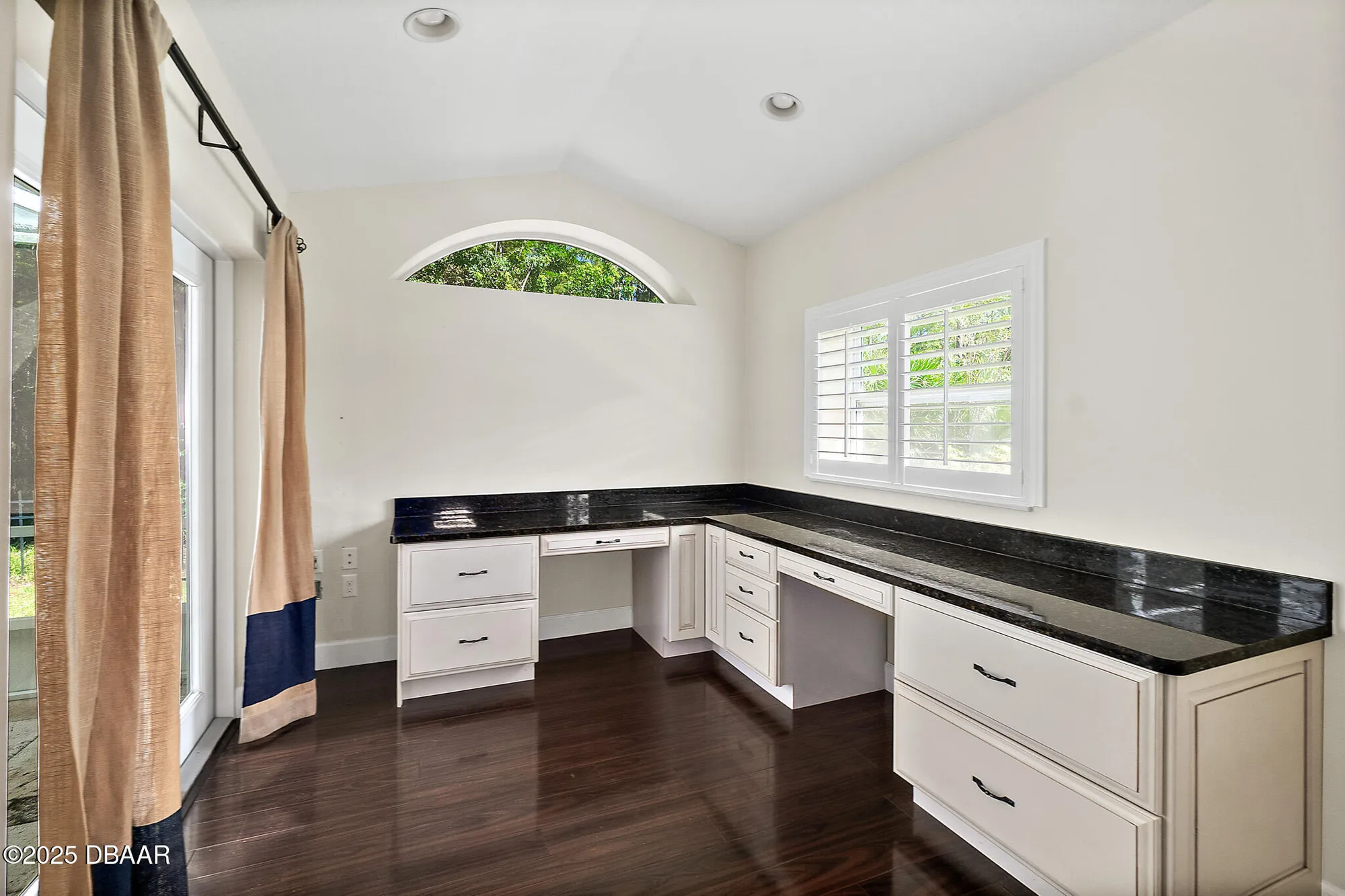 Property Slideshow image 24 of 36 | 1223 crown pointe ln, Ormond Beach, FL, 32174