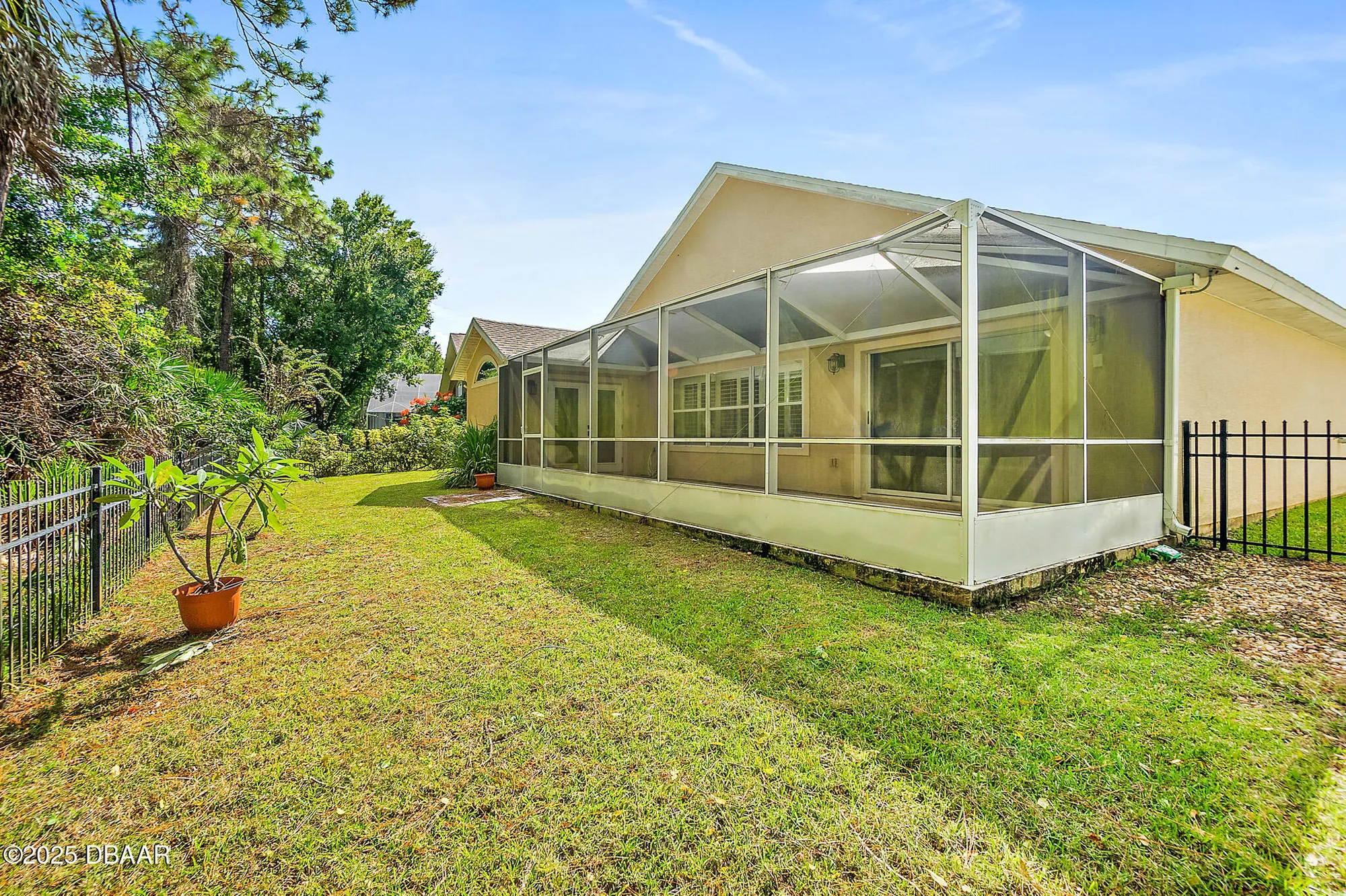 Property Slideshow image 28 of 36 | 1223 crown pointe ln, Ormond Beach, FL, 32174