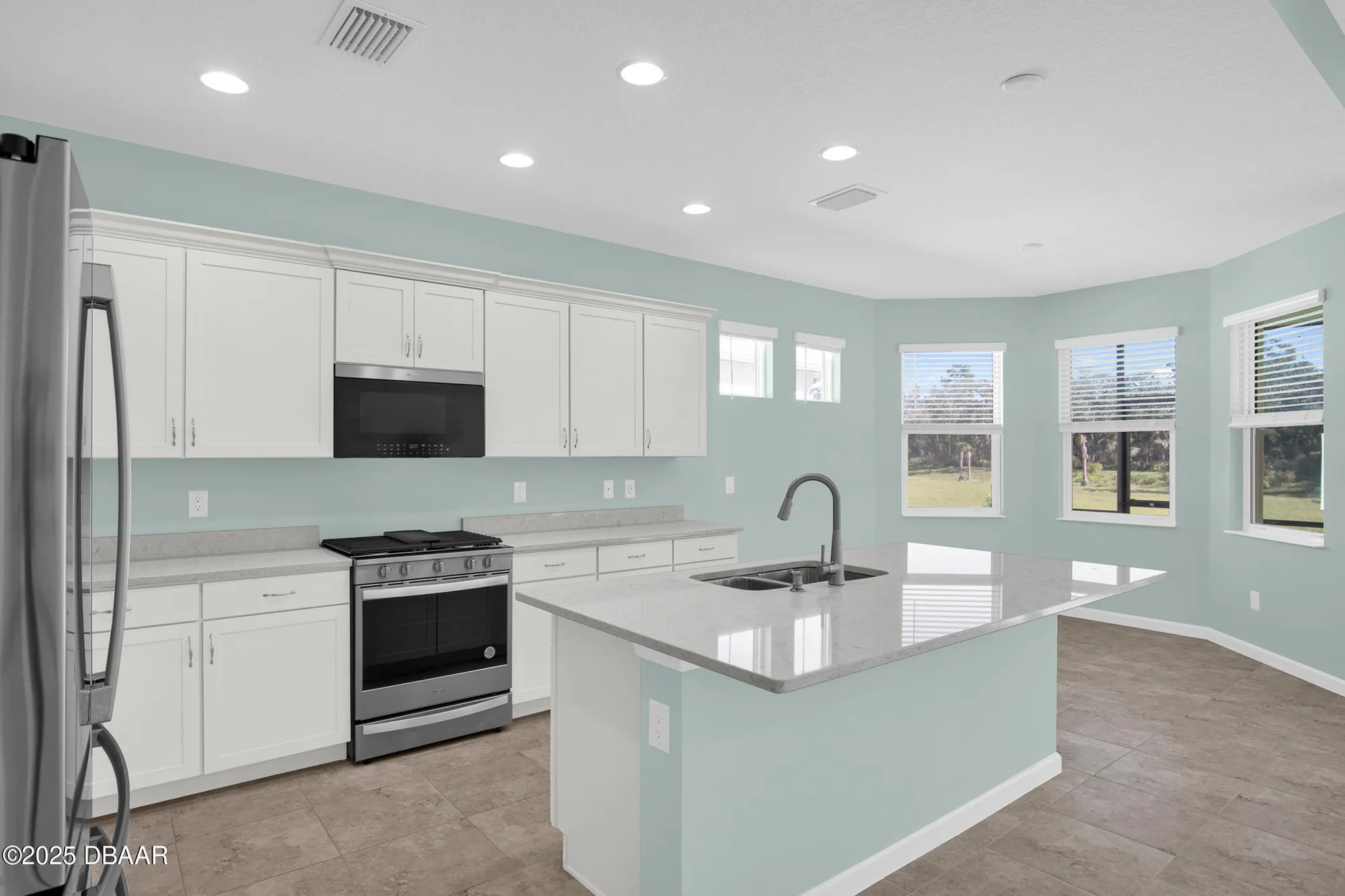 Property Slideshow image 12 of 108 | 476 hang loose way, Daytona Beach, FL, 32124