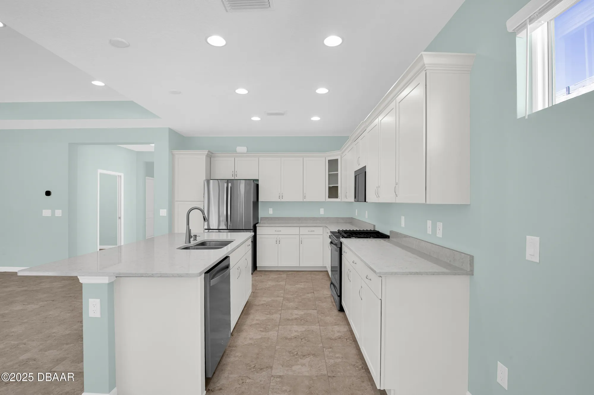 Property Slideshow image 13 of 108 | 476 hang loose way, Daytona Beach, FL, 32124