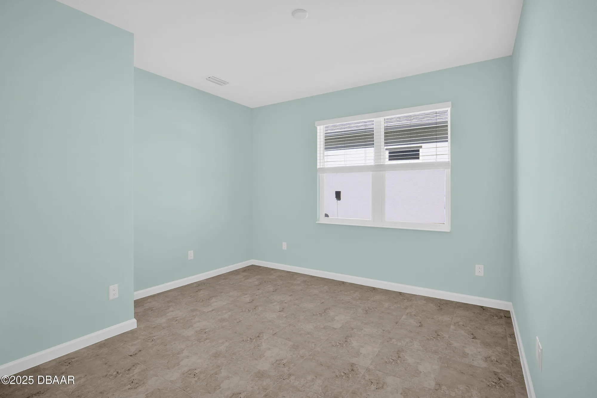 Property Slideshow image 28 of 108 | 476 hang loose way, Daytona Beach, FL, 32124