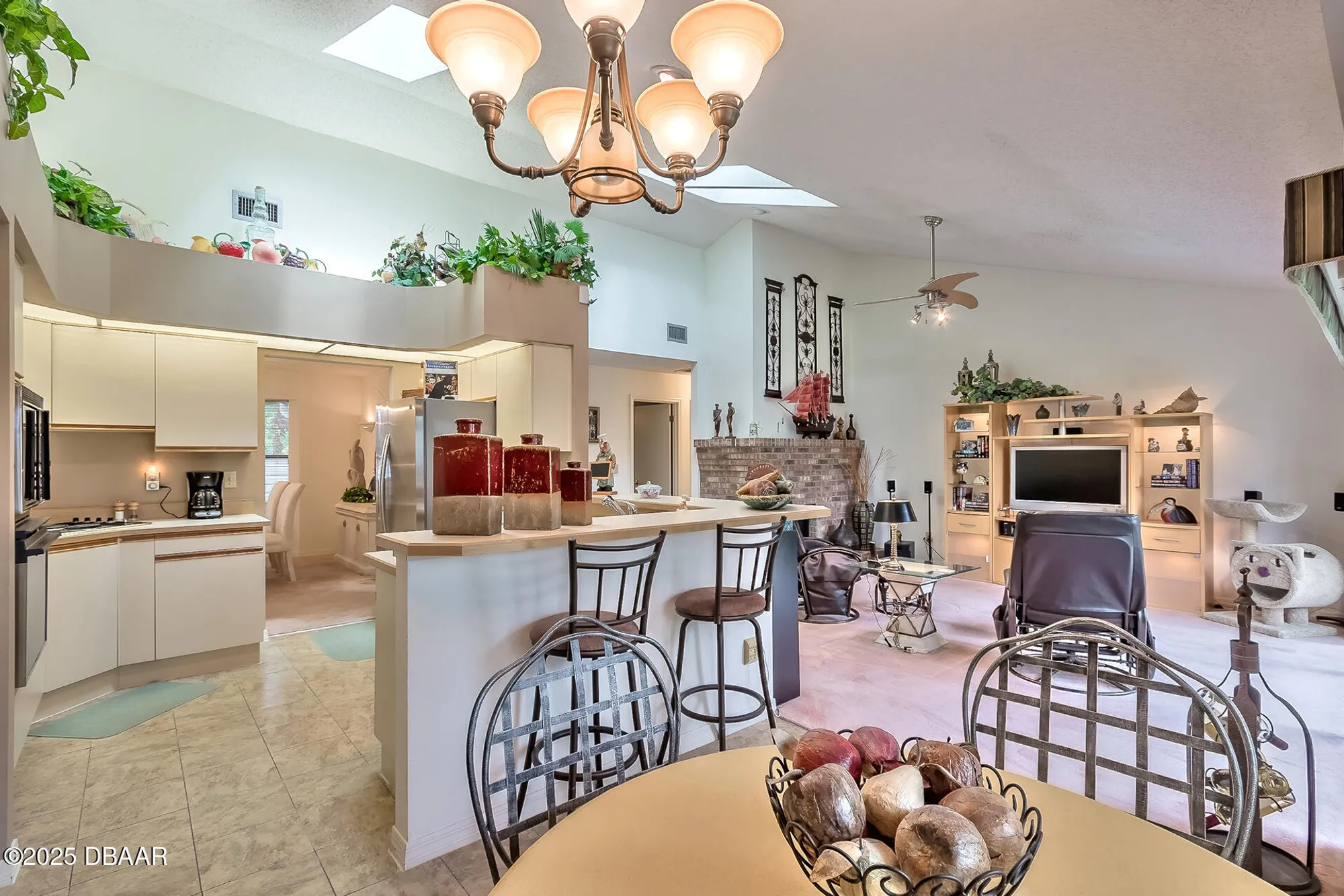 Property Slideshow image 8 of 50 | 157 woodcock ct, Daytona Beach, FL, 32119