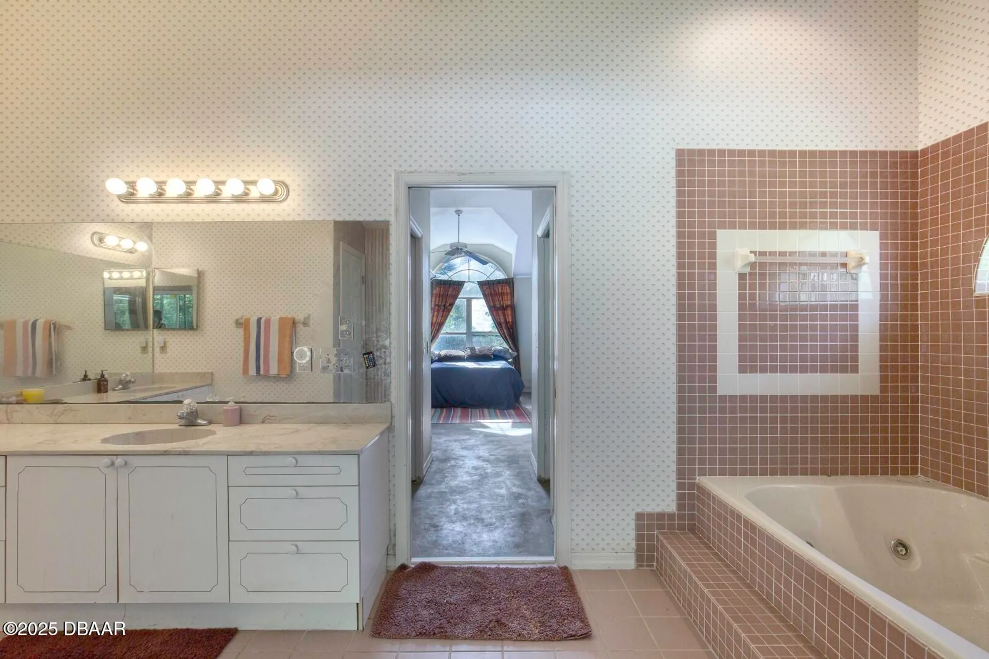 Property Slideshow image 32 of 86 | 105 marbled godwit ct, Daytona Beach, FL, 32119