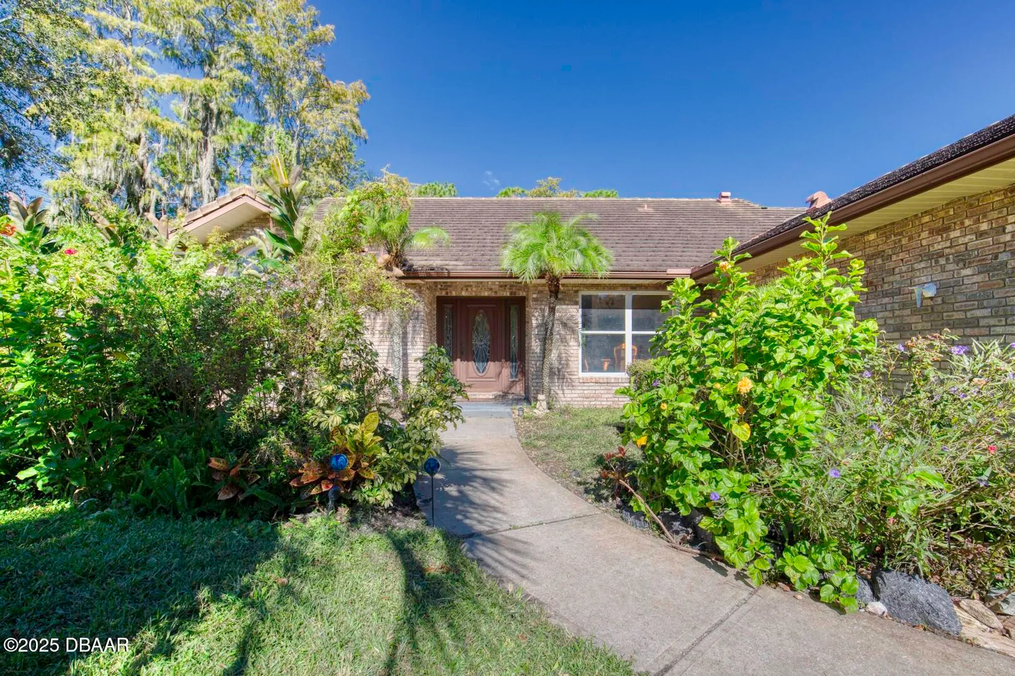 Property Slideshow image 5 of 86 | 105 marbled godwit ct, Daytona Beach, FL, 32119