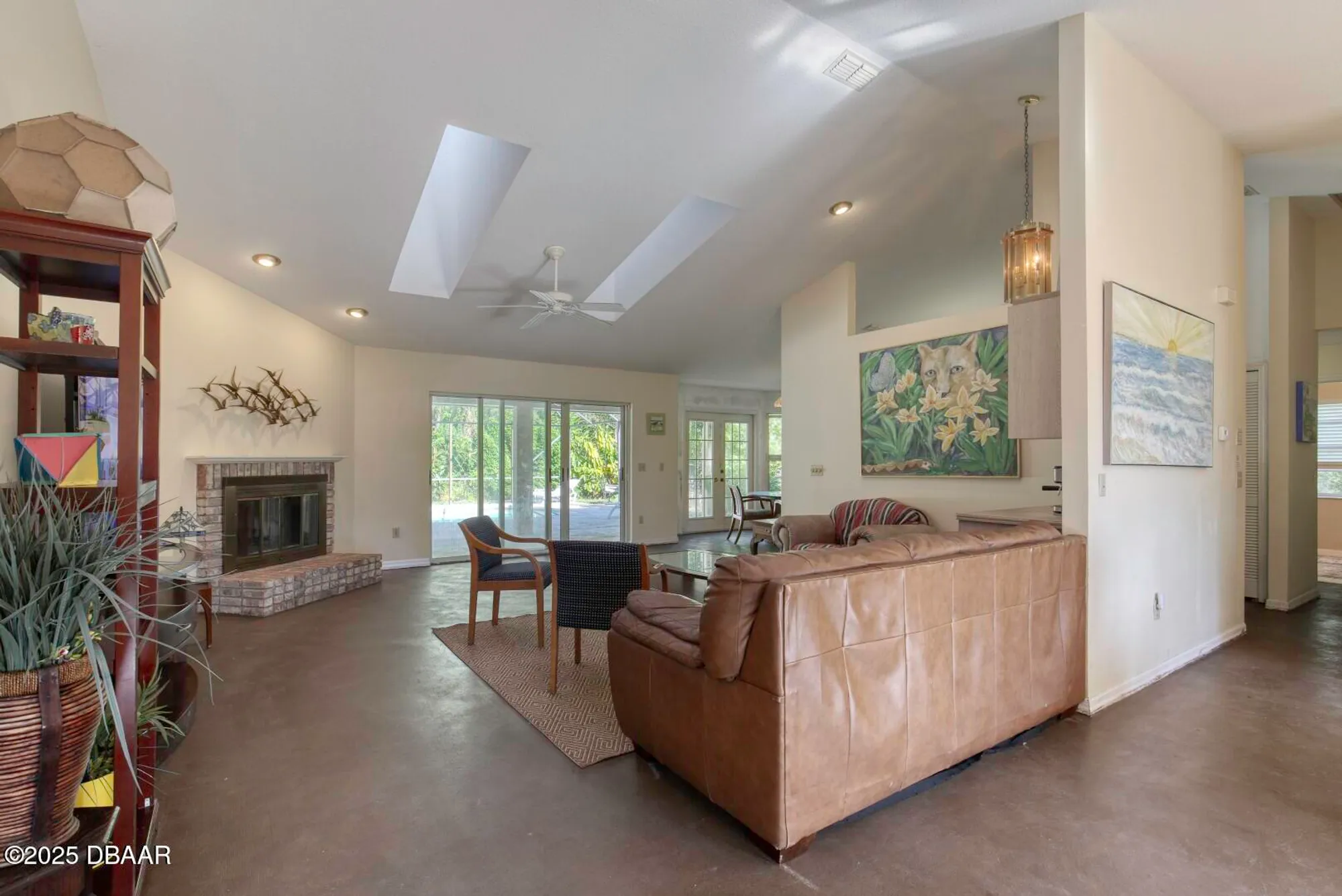 Property Slideshow image 12 of 86 | 105 marbled godwit ct, Daytona Beach, FL, 32119