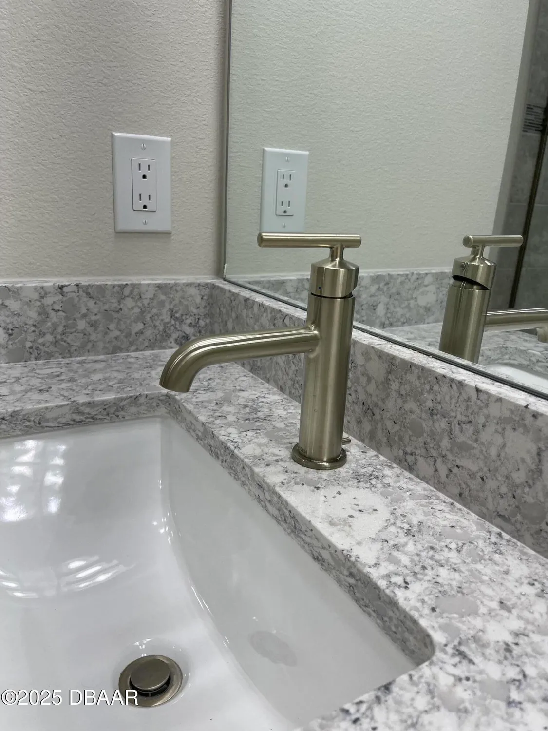 Property Slideshow image 14 of 63 | 173 coastal ave, Daytona Beach, FL, 32124