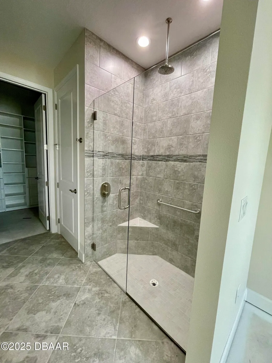 Property Slideshow image 16 of 63 | 173 coastal ave, Daytona Beach, FL, 32124