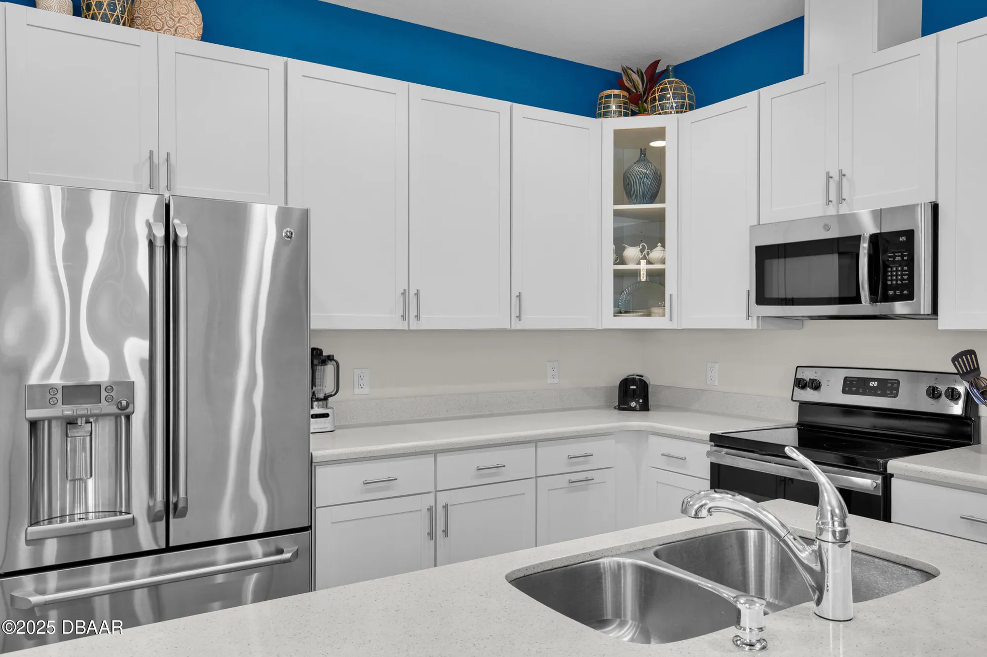 Property Slideshow image 11 of 92 | 235 coral reef way, Daytona Beach, FL, 32124