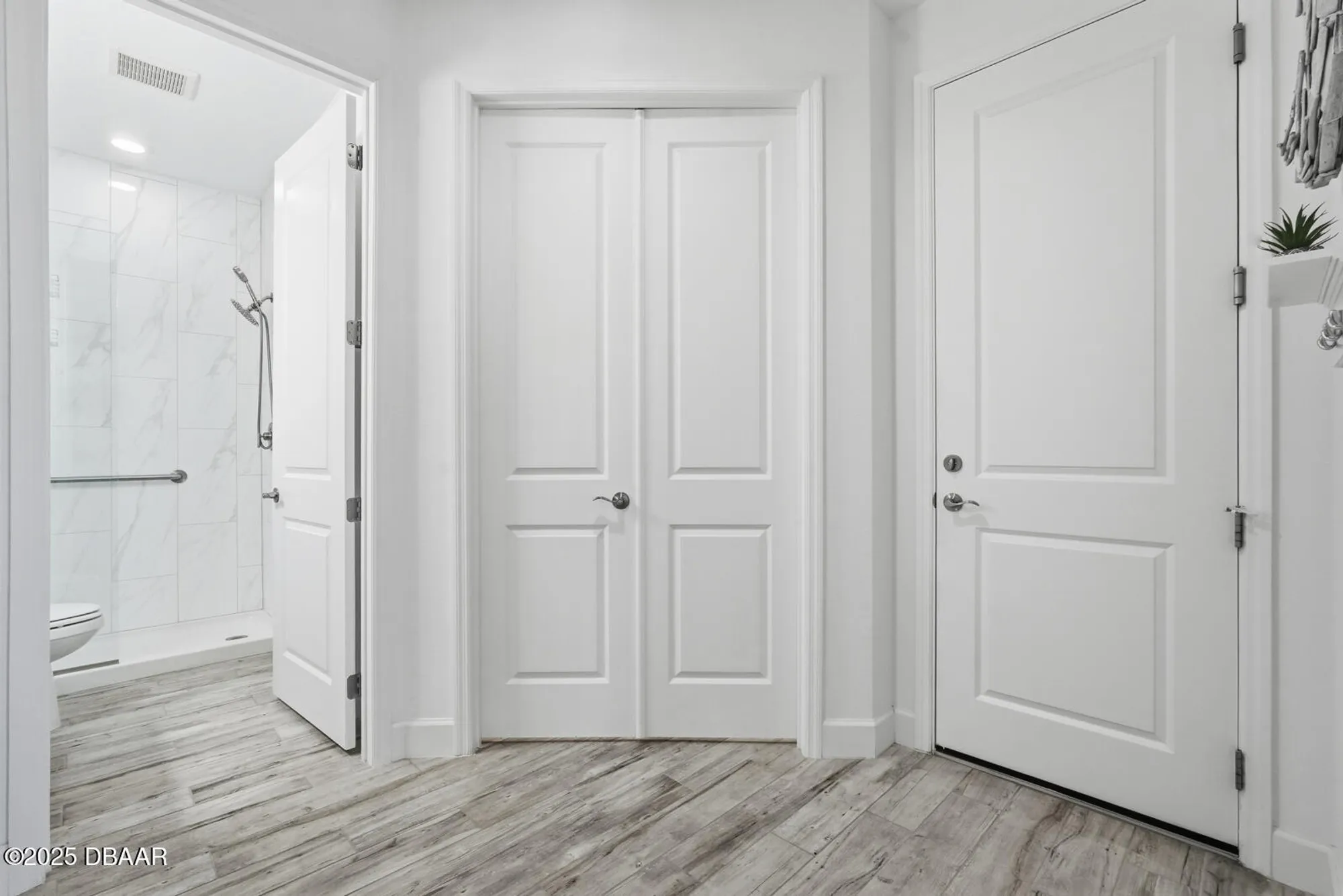 Property Slideshow image 18 of 42 | 519 high tide ln, Daytona Beach, FL, 32124