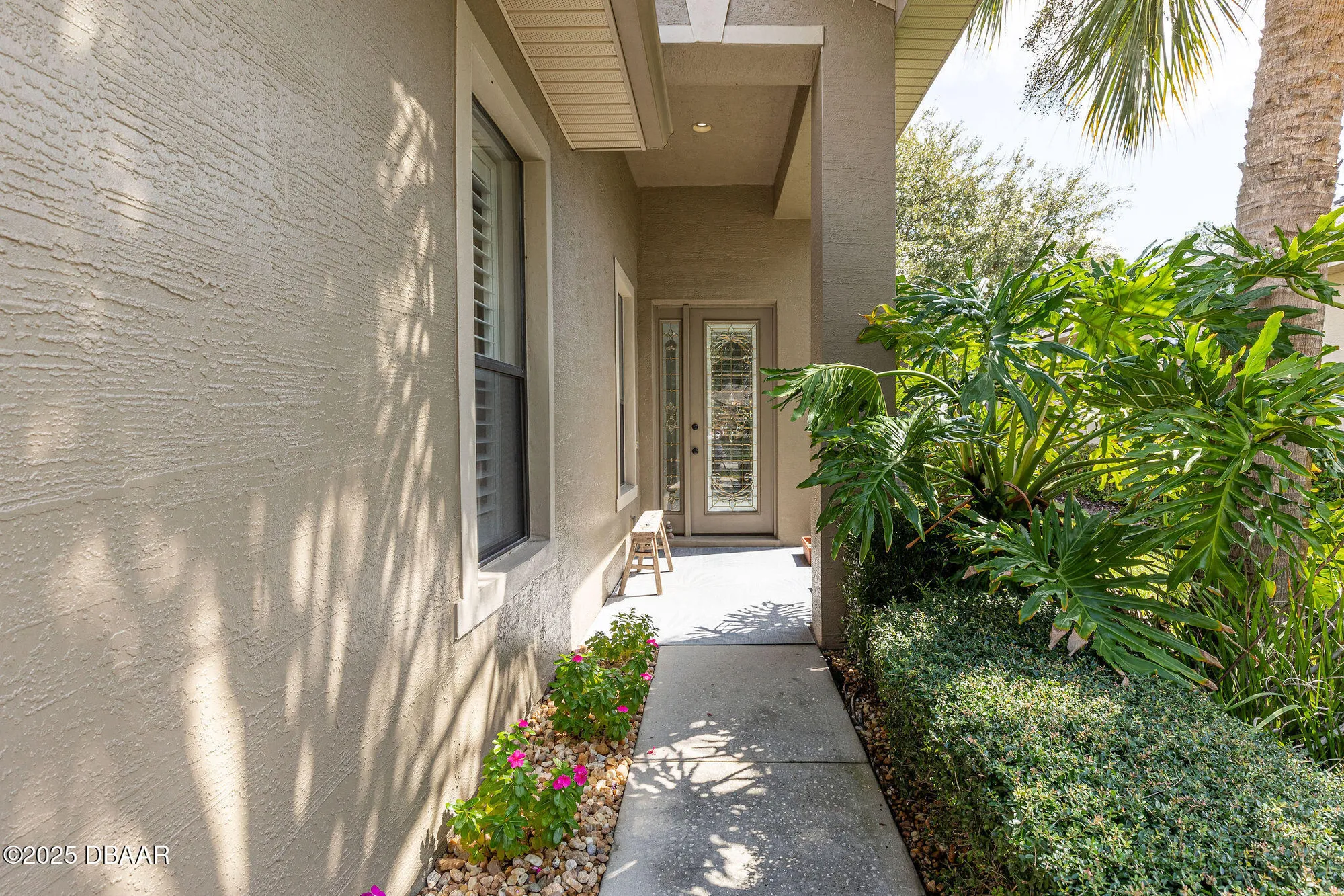 Property Slideshow image 5 of 43 | 1111 hansberry ct, Ormond Beach, FL, 32174