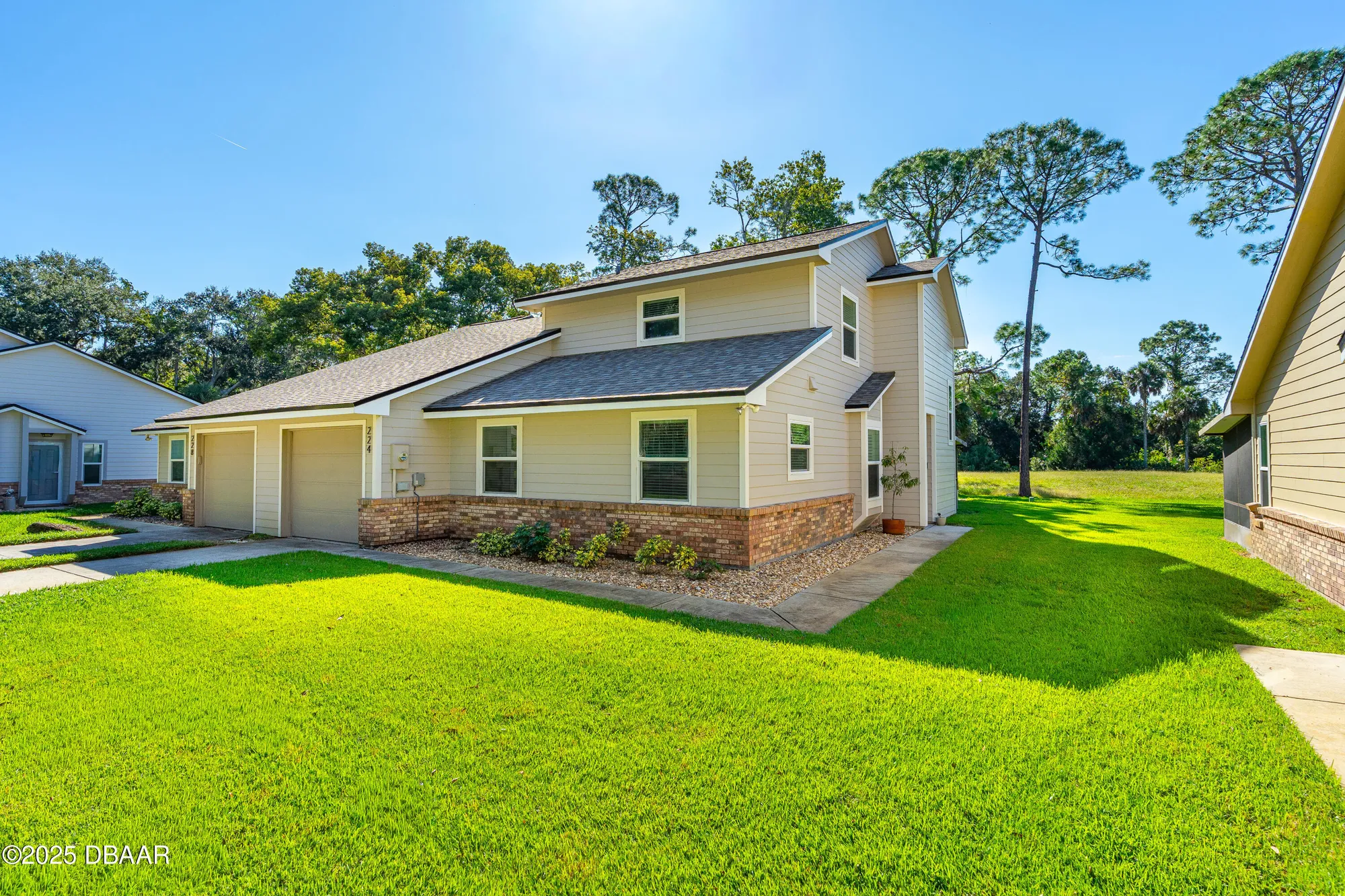 Property Slideshow image 3 of 57 | 224 bob white ct 2240, Daytona Beach, FL, 32119