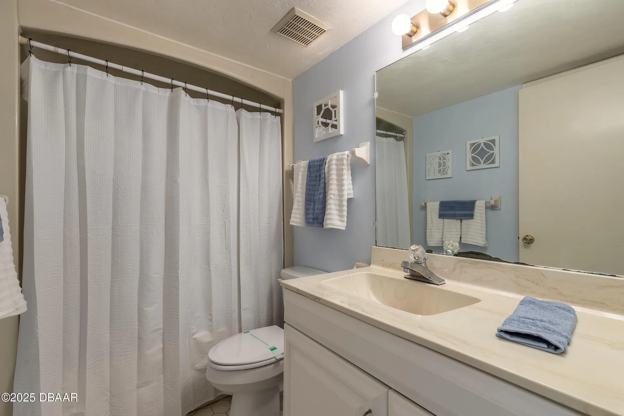 Property Slideshow image 23 of 46 | 101 bob white ct apt 1, Daytona Beach, FL, 32119