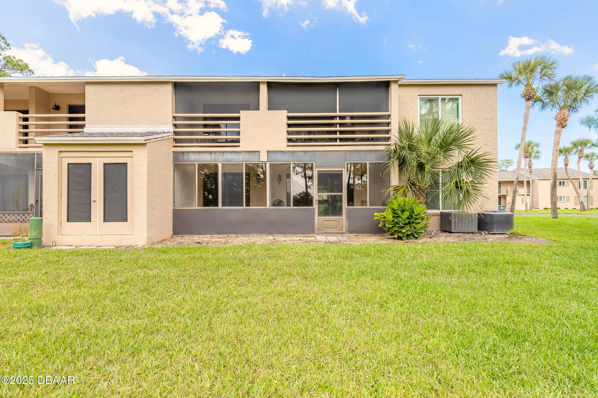 Property Slideshow image 34 of 46 | 101 bob white ct apt 1, Daytona Beach, FL, 32119