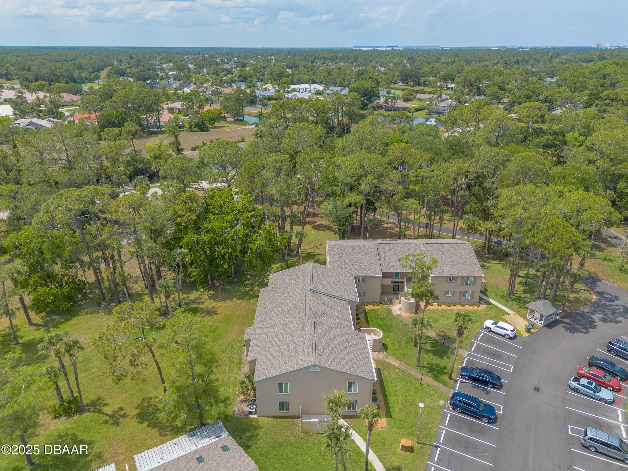 Property Slideshow image 37 of 46 | 101 bob white ct apt 1, Daytona Beach, FL, 32119