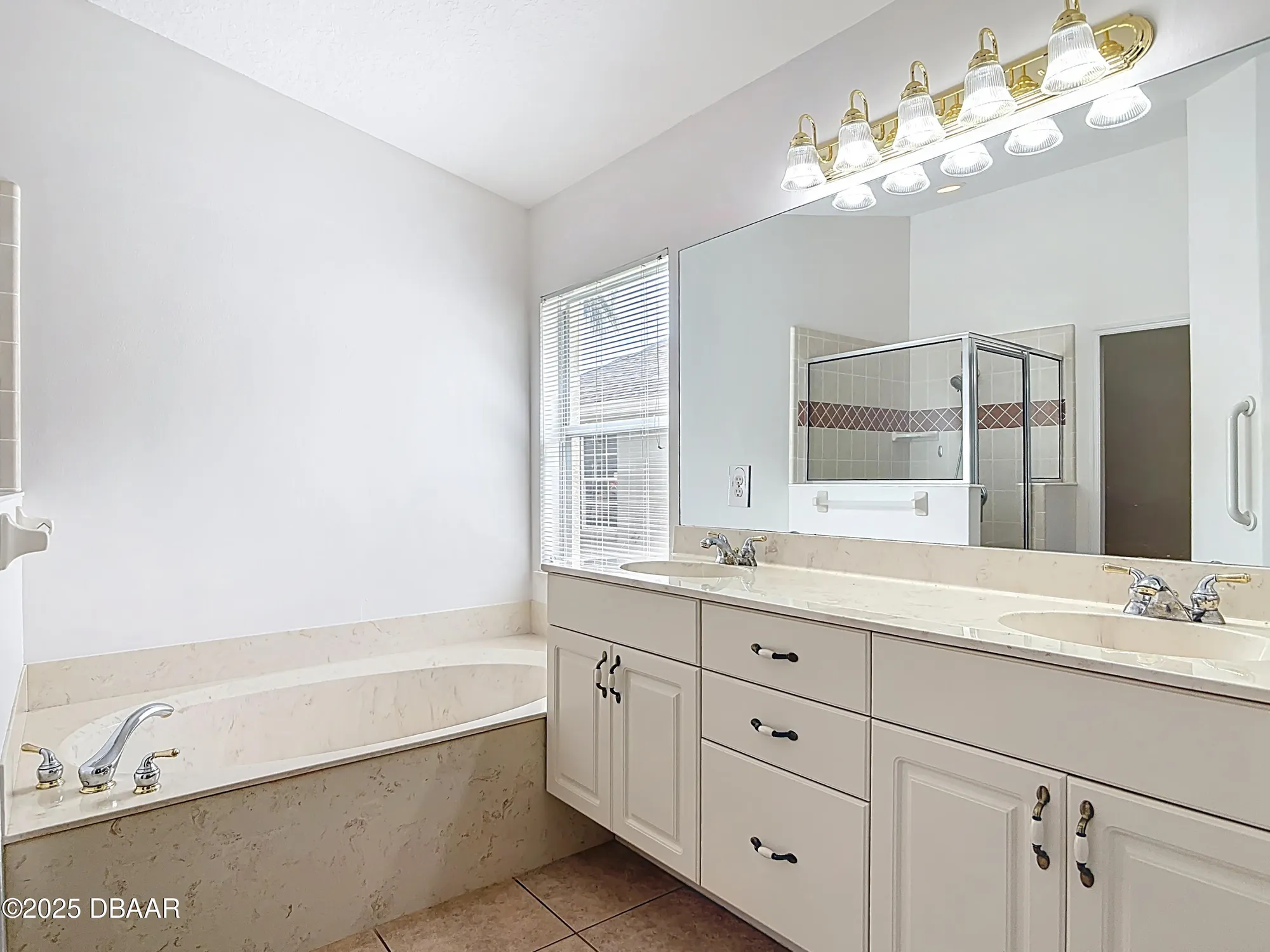 Property Slideshow image 33 of 72 | 5408 daylilly st, Port Orange, FL, 32128