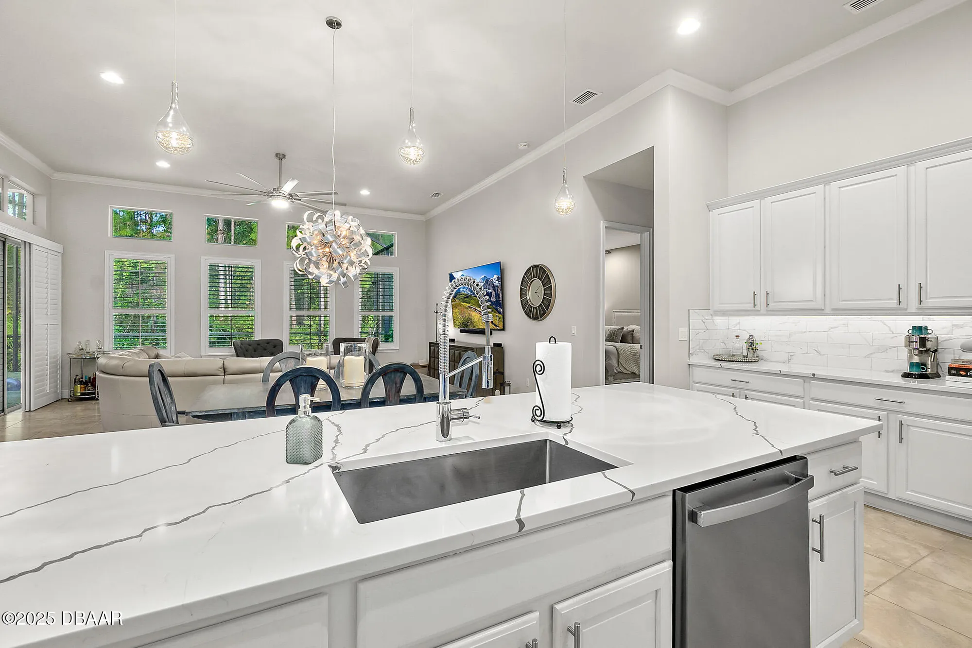 Property Slideshow image 14 of 50 | 596 aldenham ln, Ormond Beach, FL, 32174