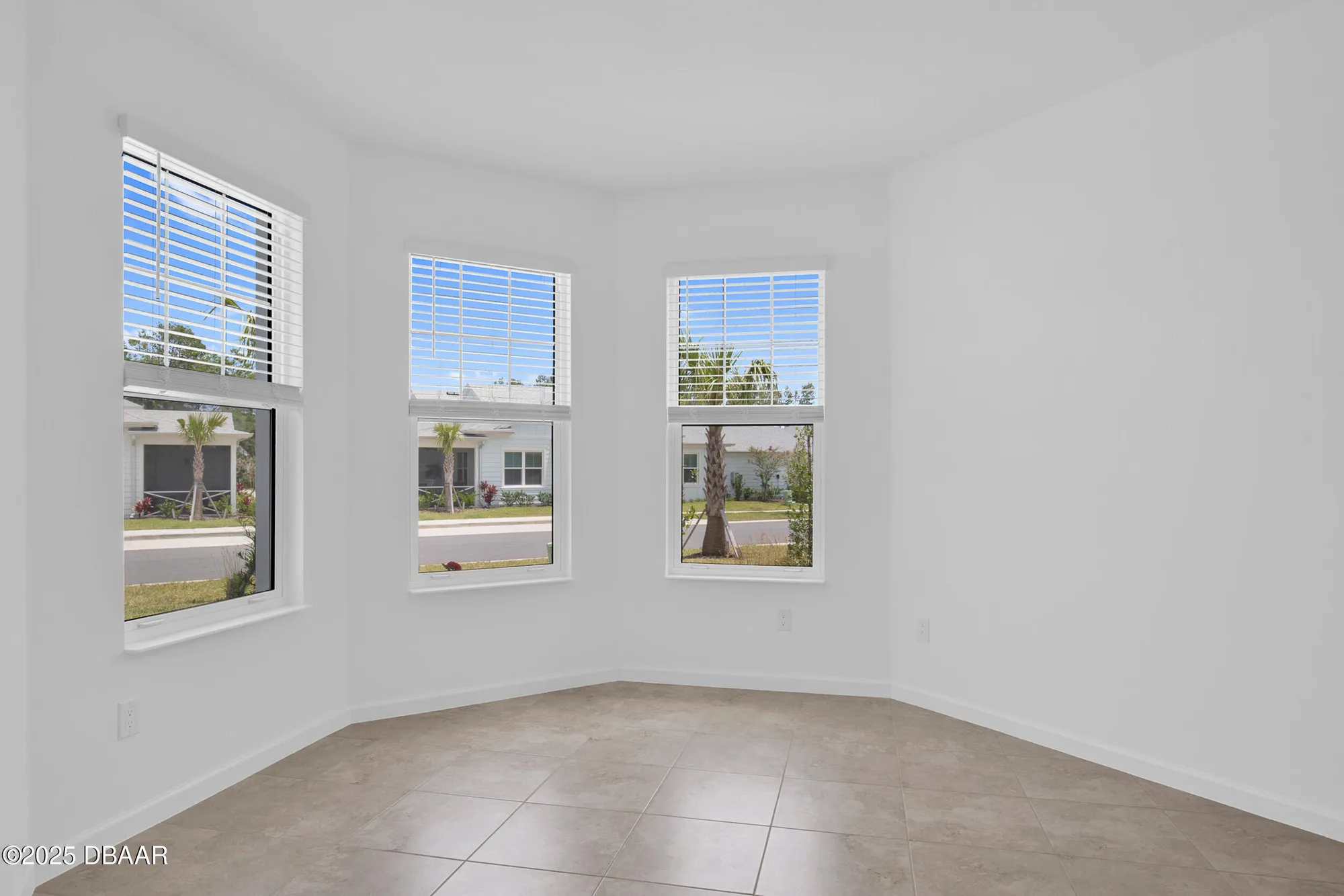 Property Slideshow image 22 of 48 | 179 gypsy palace ln, Daytona Beach, FL, 32124