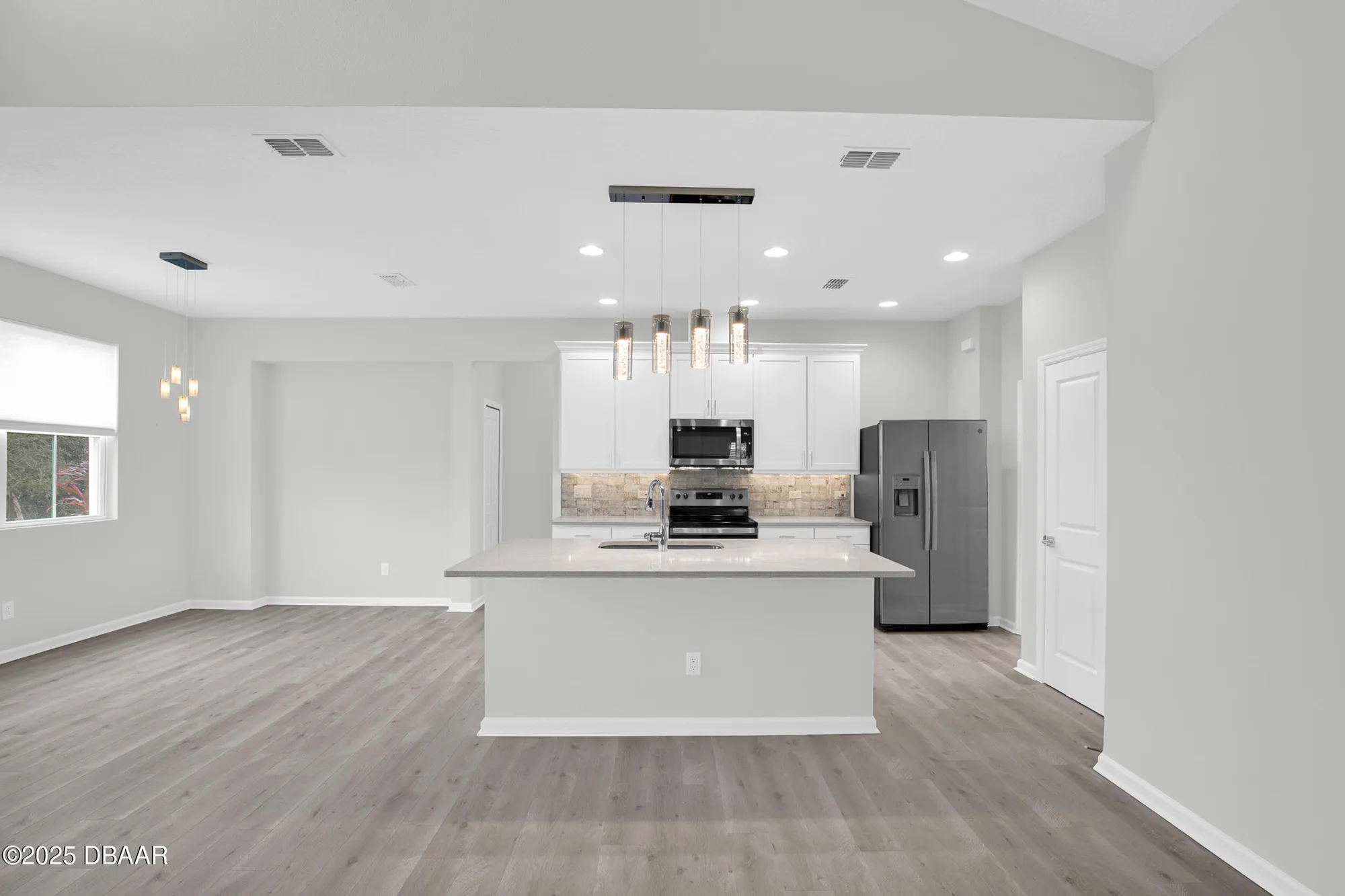 Property Slideshow image 8 of 99 | 472 landshark blvd, Daytona Beach, FL, 32124