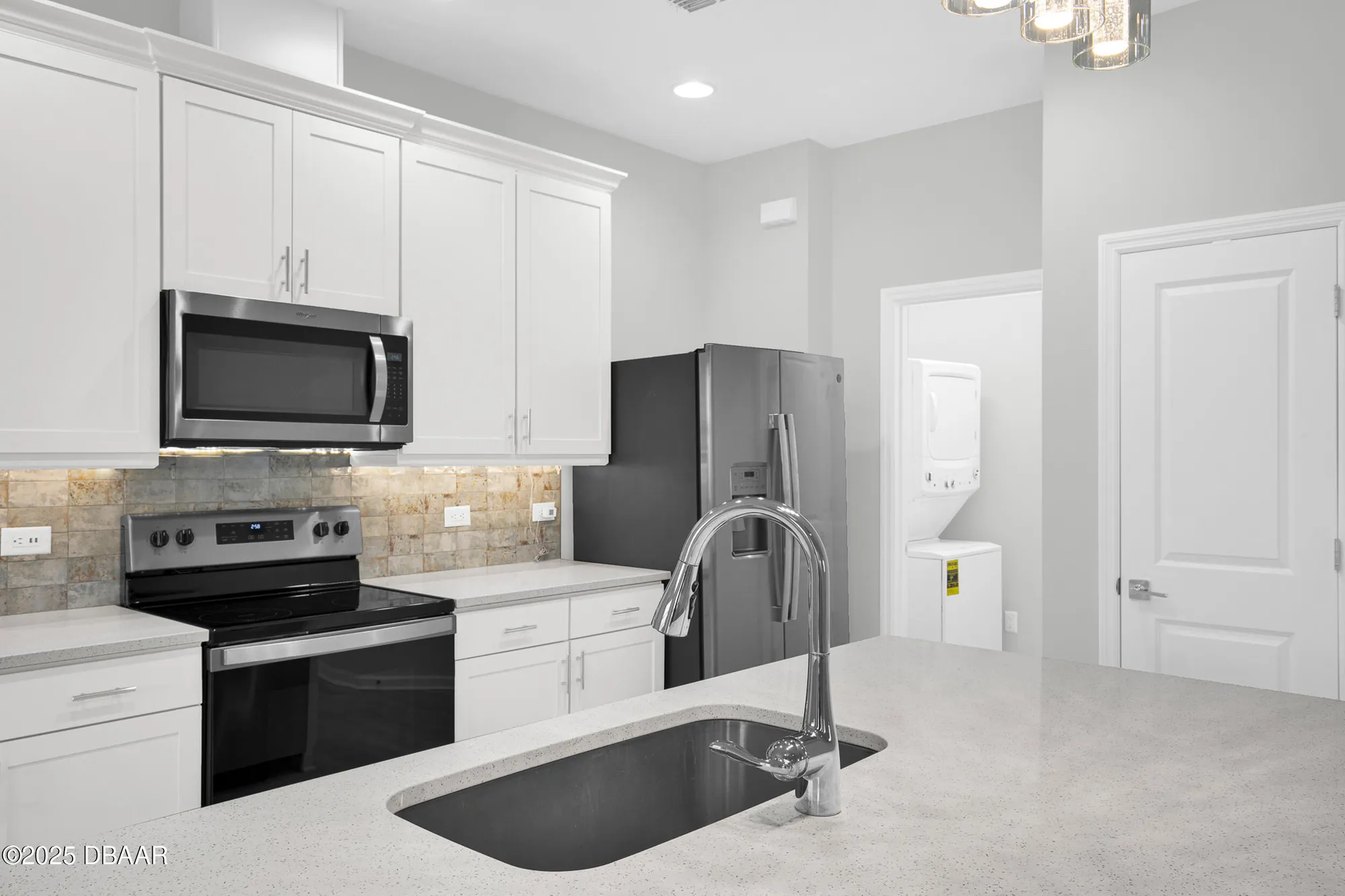 Property Slideshow image 10 of 99 | 472 landshark blvd, Daytona Beach, FL, 32124