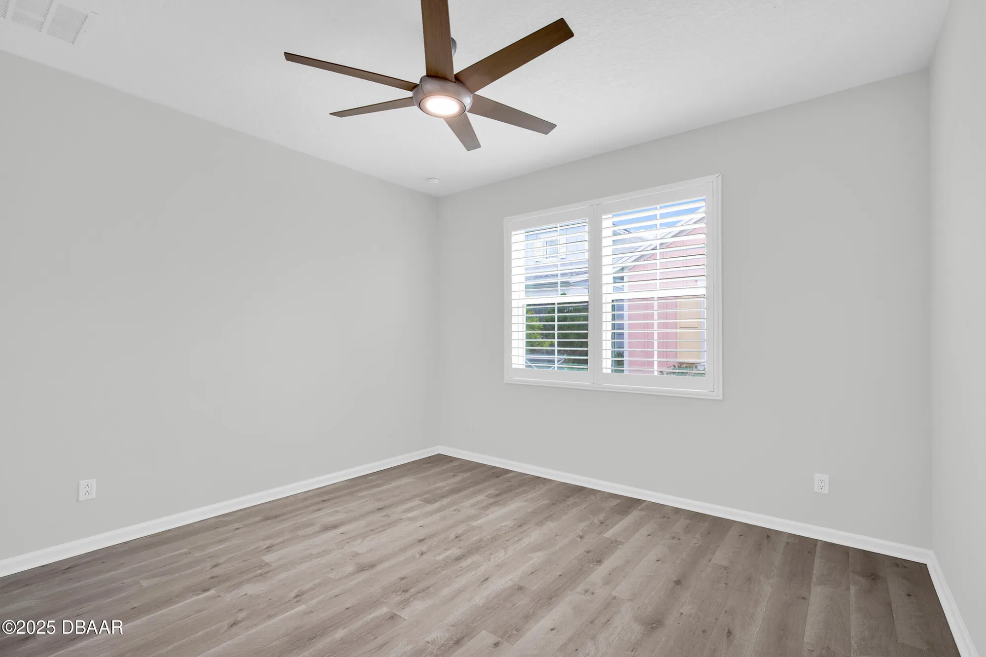Property Slideshow image 13 of 99 | 472 landshark blvd, Daytona Beach, FL, 32124