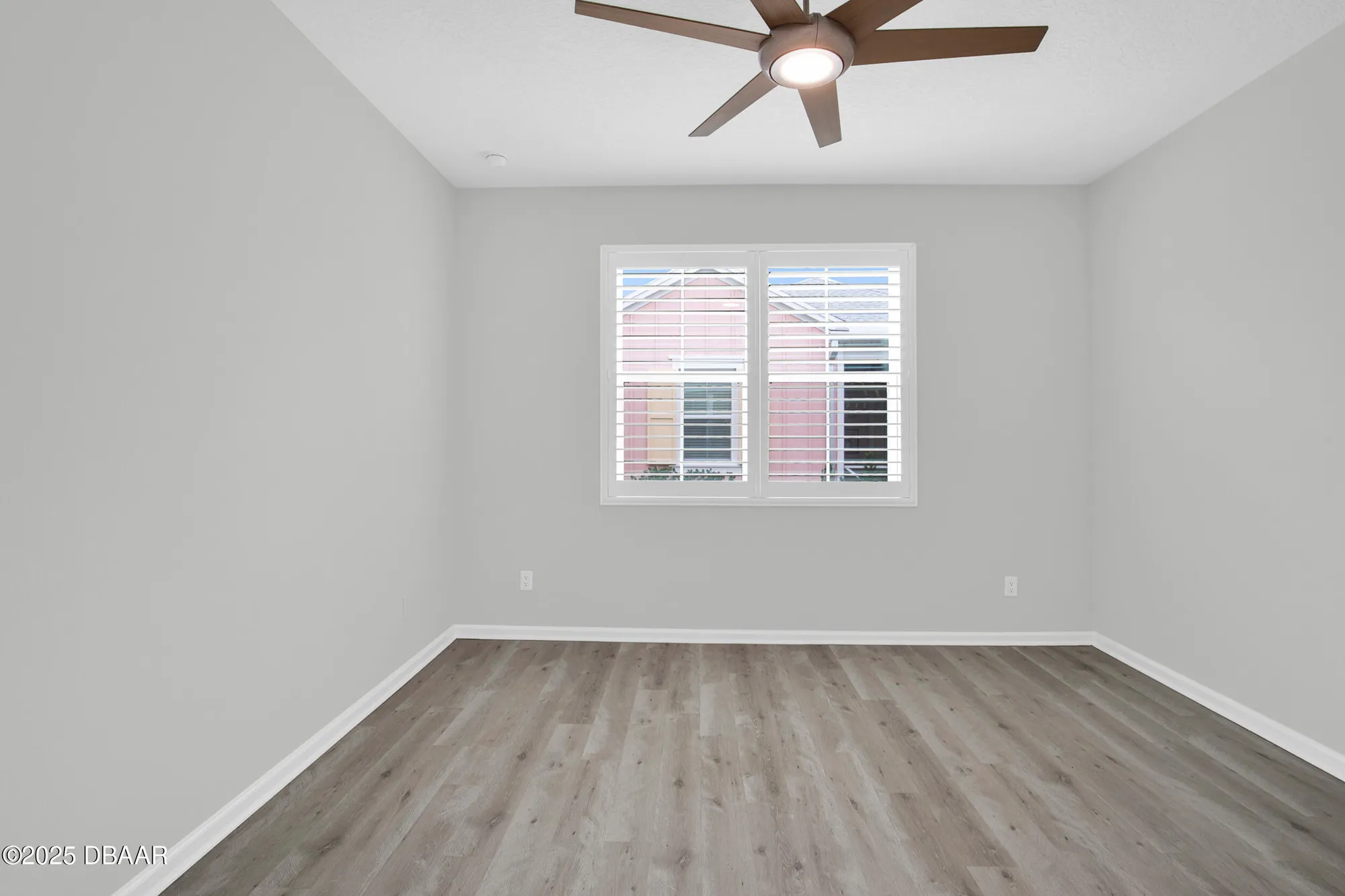 Property Slideshow image 18 of 99 | 472 landshark blvd, Daytona Beach, FL, 32124