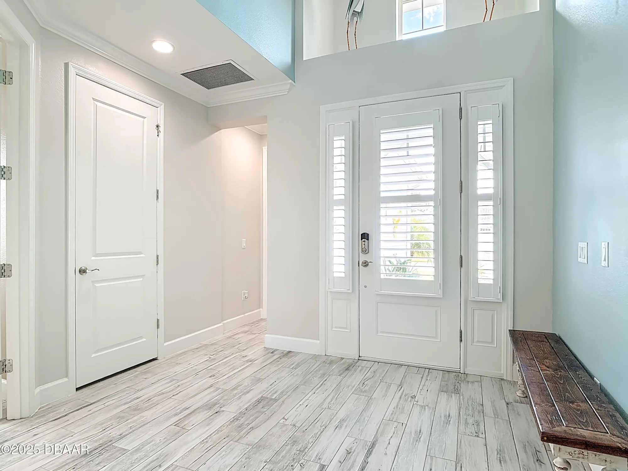 Property Slideshow image 13 of 104 | 850 attitude ave, Daytona Beach, FL, 32124