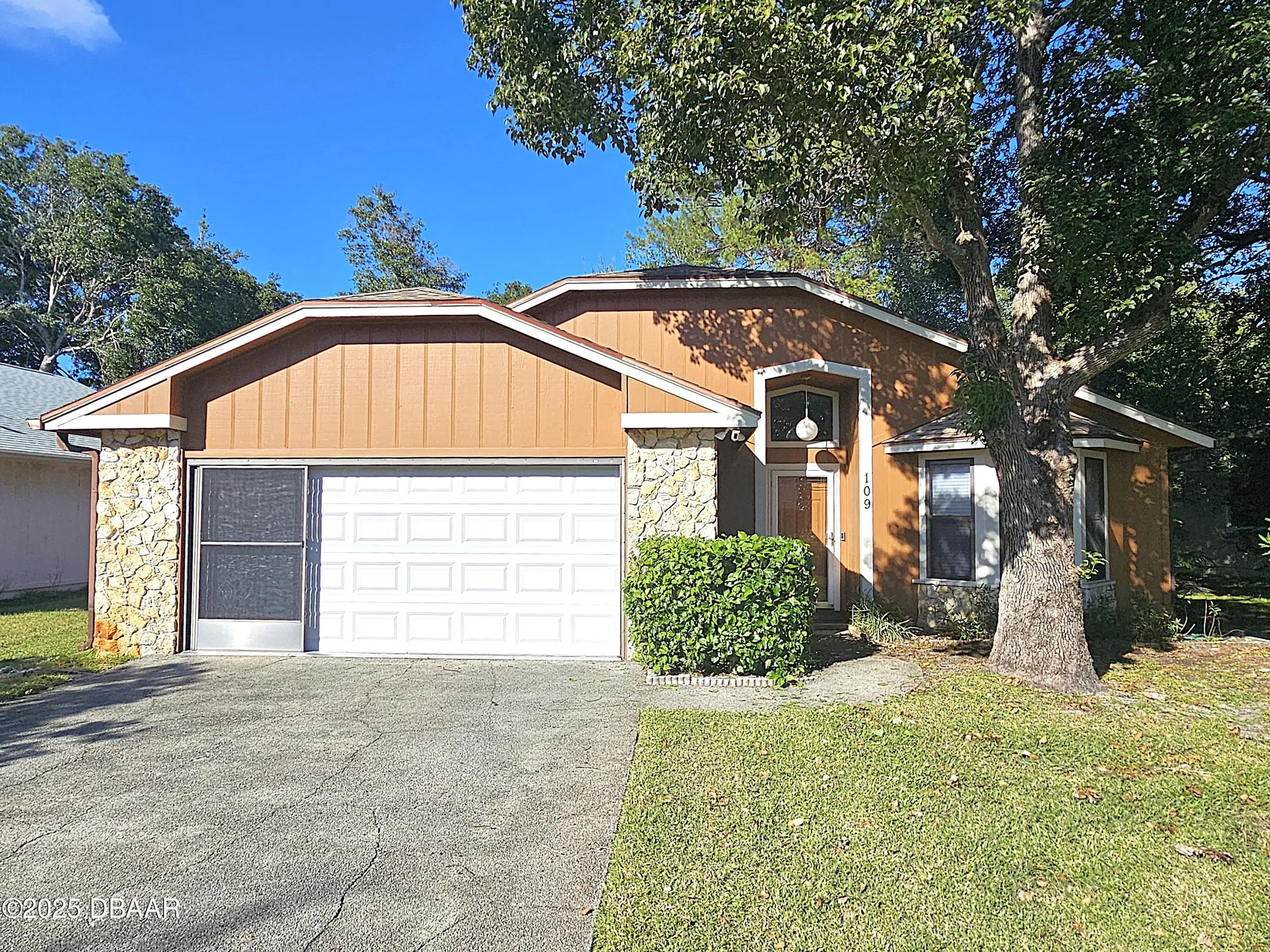 Property Slideshow image 1 of 9 | 109 underbrush trl, Port Orange, FL, 32128