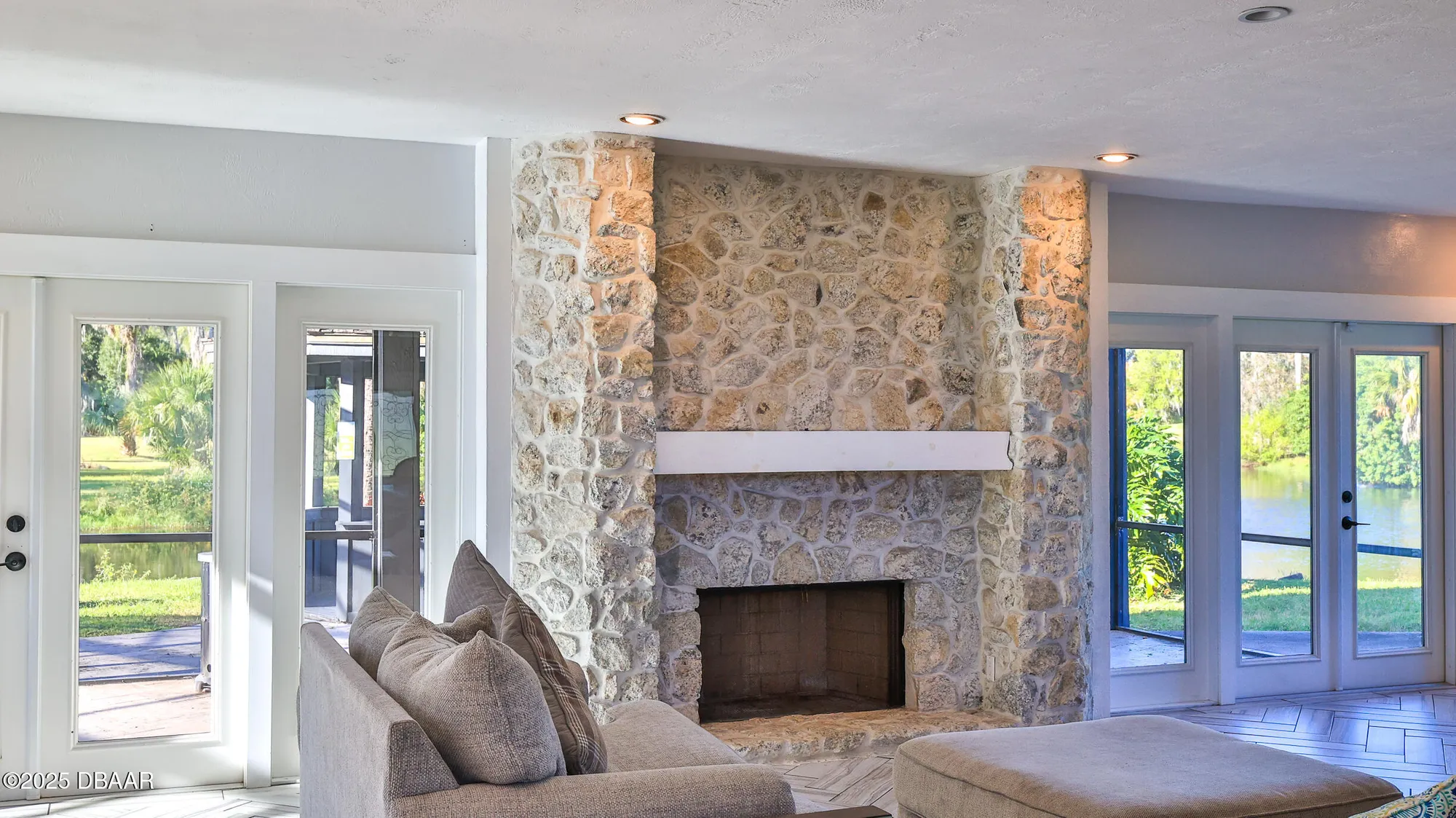 Property Slideshow image 22 of 56 | 164 mallard ln, Daytona Beach, FL, 32119