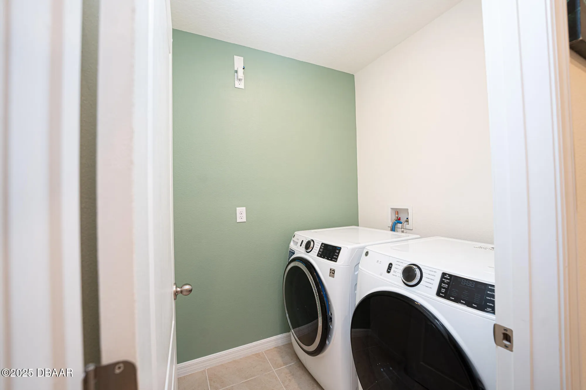 Property Slideshow image 31 of 44 | 1326 middle lake dr, Ormond Beach, FL, 32174