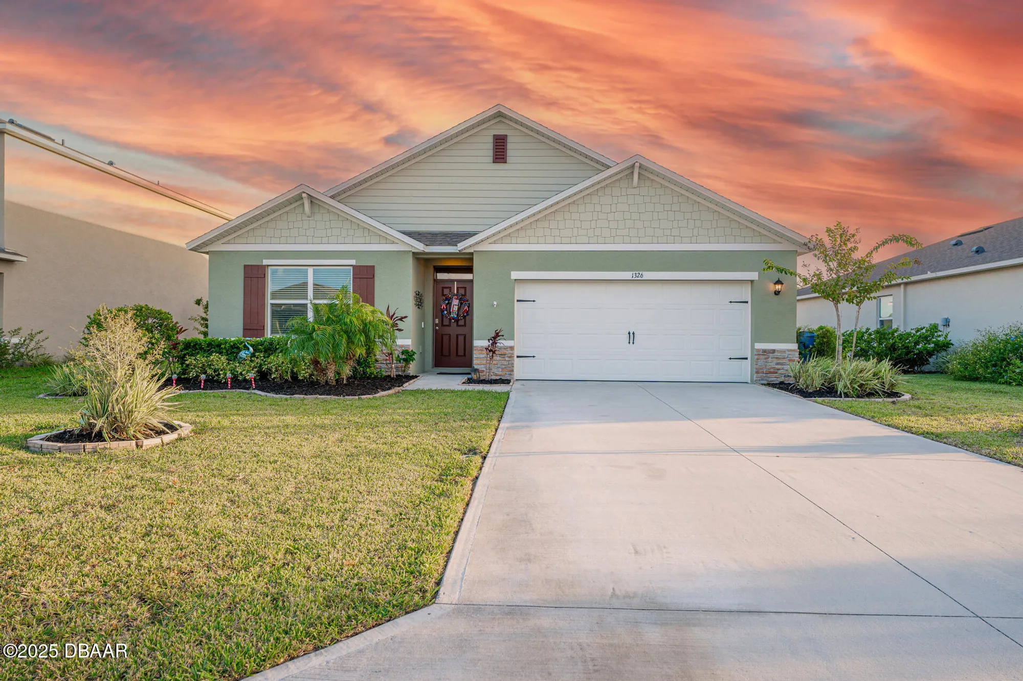 Property Slideshow image 1 of 44 | 1326 middle lake dr, Ormond Beach, FL, 32174