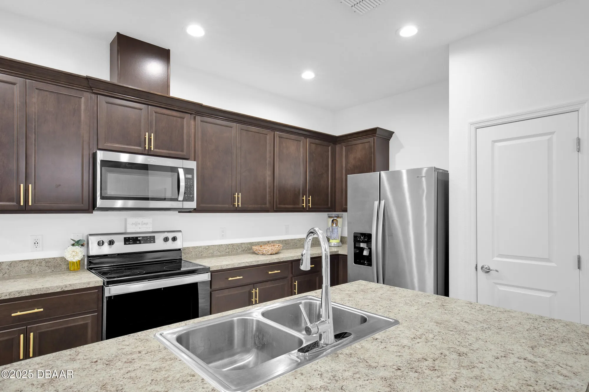 Property Slideshow image 9 of 61 | 317 pop top ln, Daytona Beach, FL, 32124