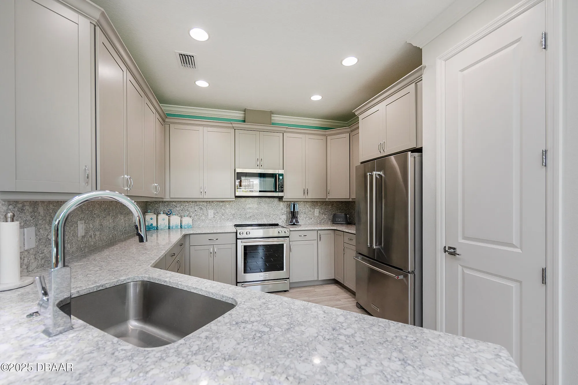 Property Slideshow image 13 of 63 | 856 margaritaville ave, Daytona Beach, FL, 32124