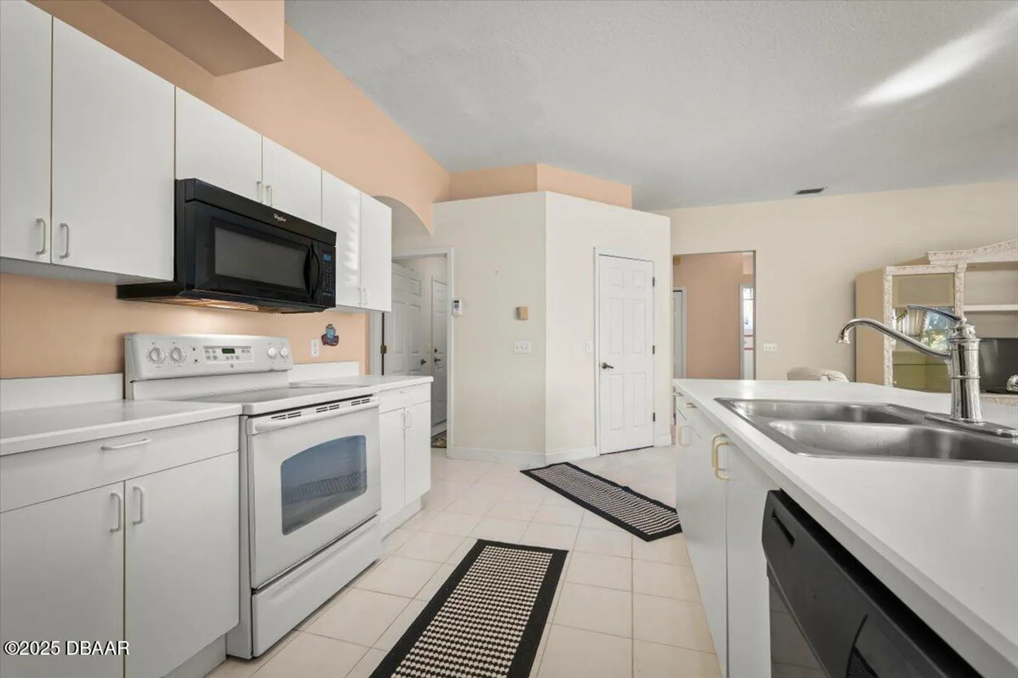 Property Slideshow image 12 of 55 | 10 carriage creek way, Ormond Beach, FL, 32174