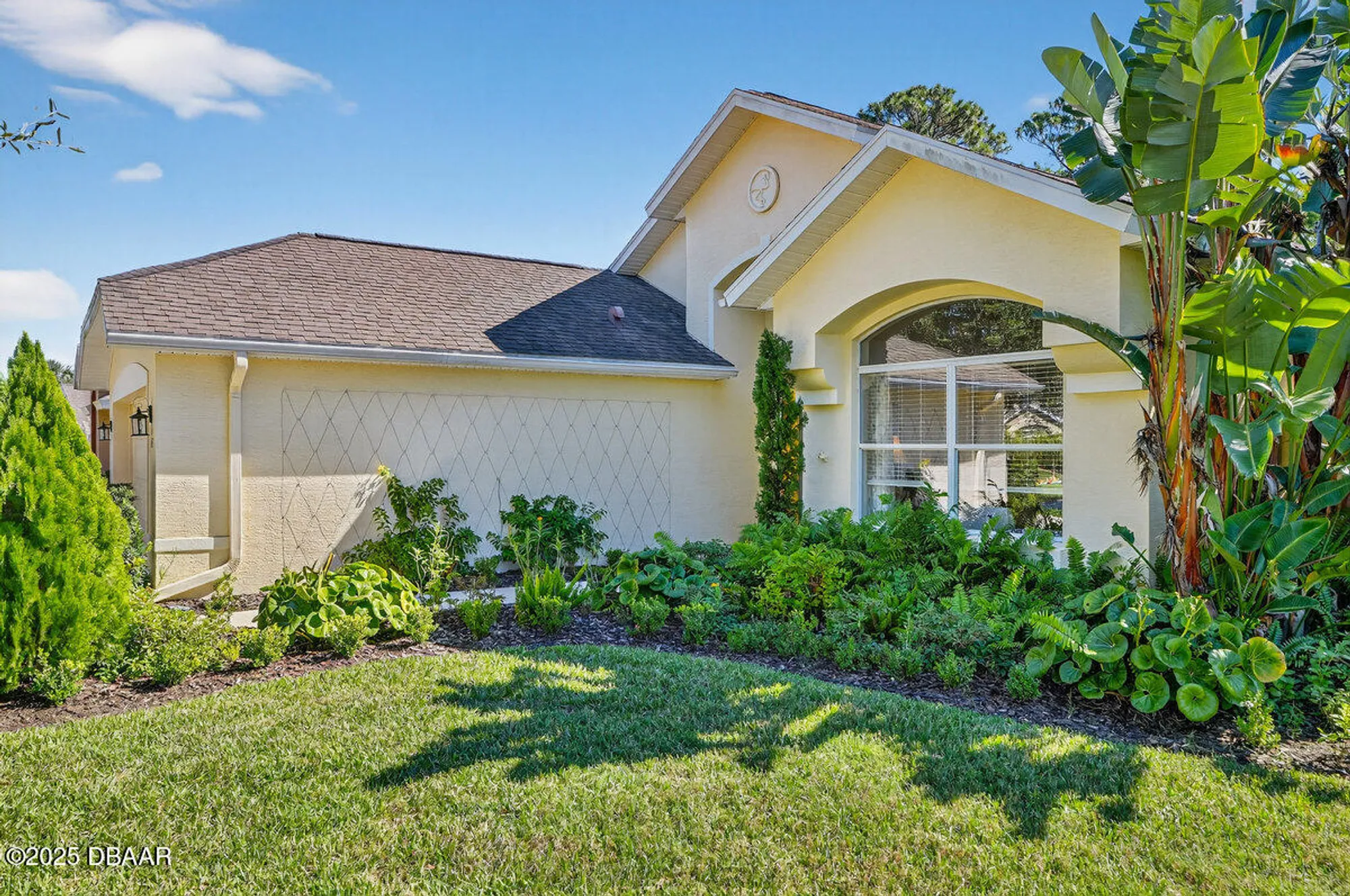 Property Slideshow image 4 of 57 | 1157 kilkenny ln, Ormond Beach, FL, 32174