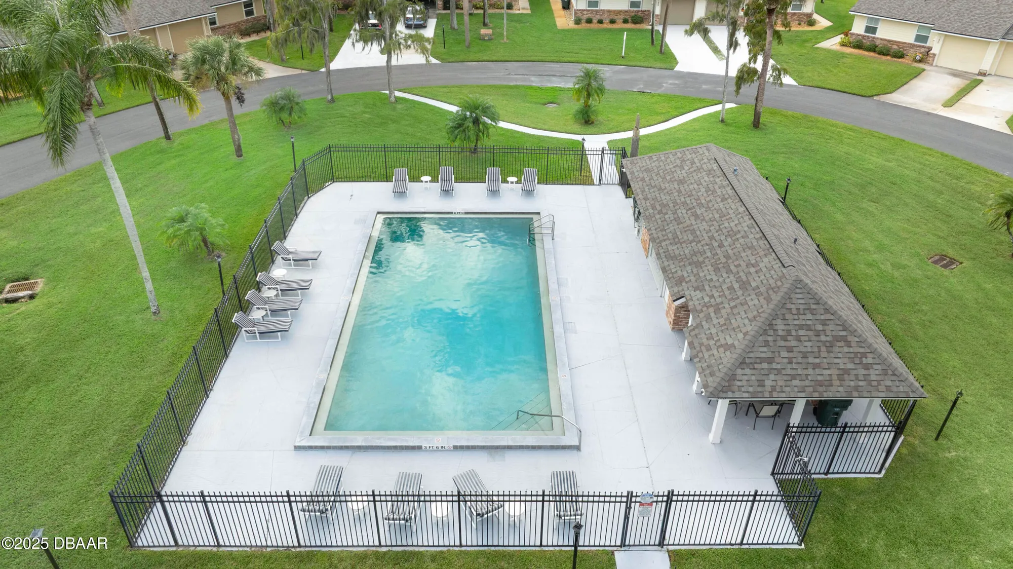 Property Slideshow image 34 of 48 | 348 bob white ct apt 9, Daytona Beach, FL, 32119